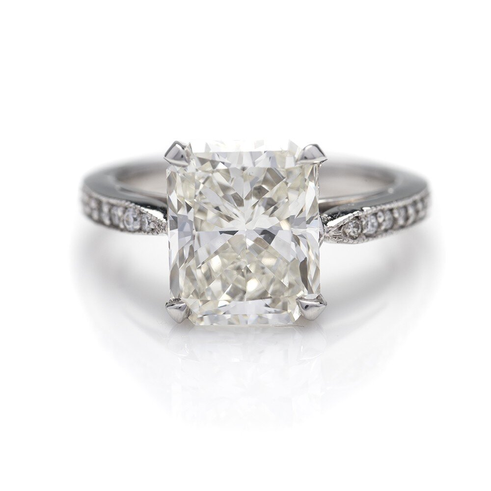 RADIANT CUT RING 4.16CT
