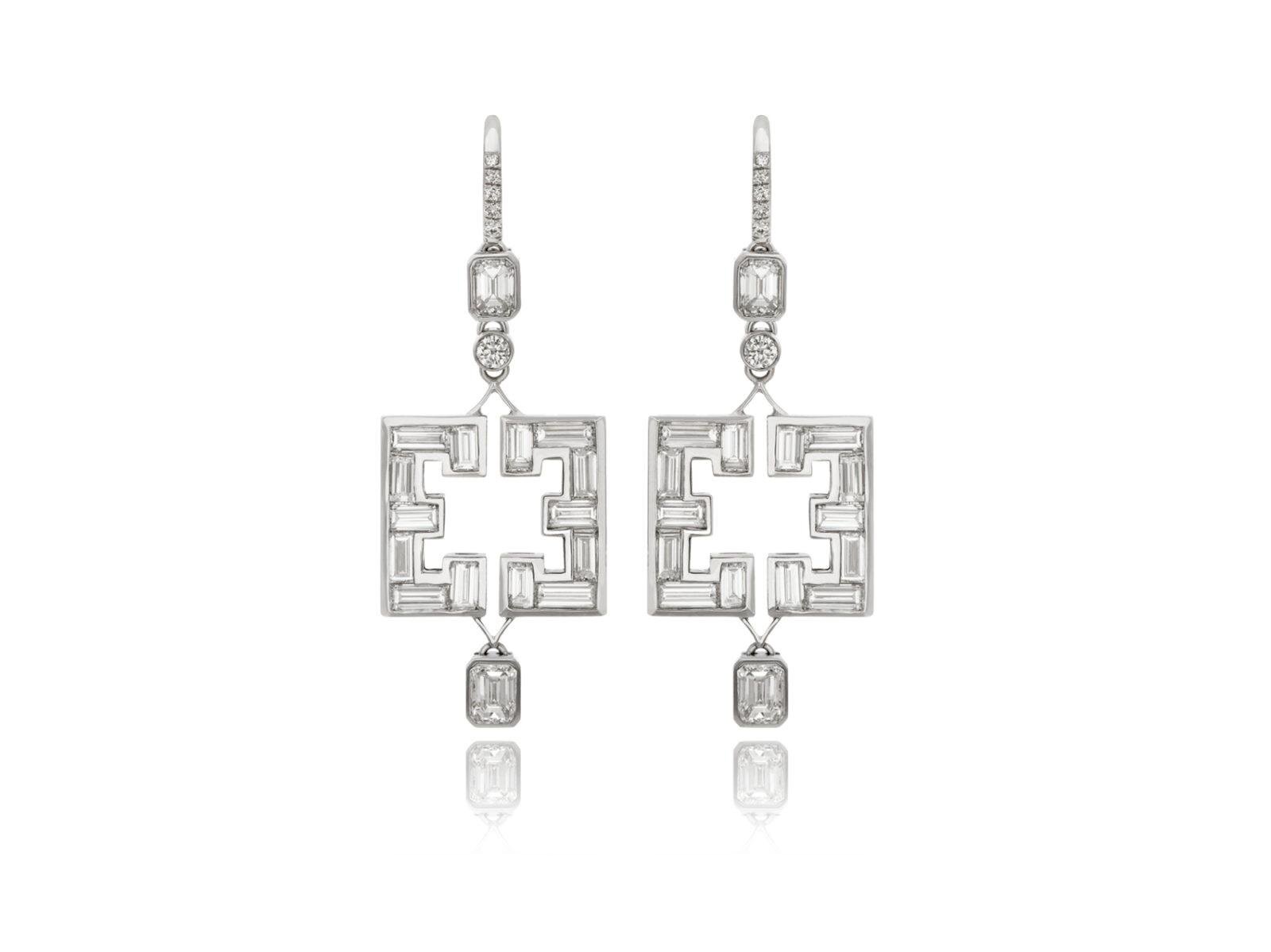 STEP CUT DIAMOND DECO EARRING
