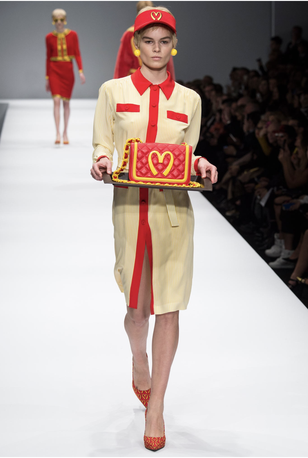Moschino Fall Ready-to-Wear. Vogue.com