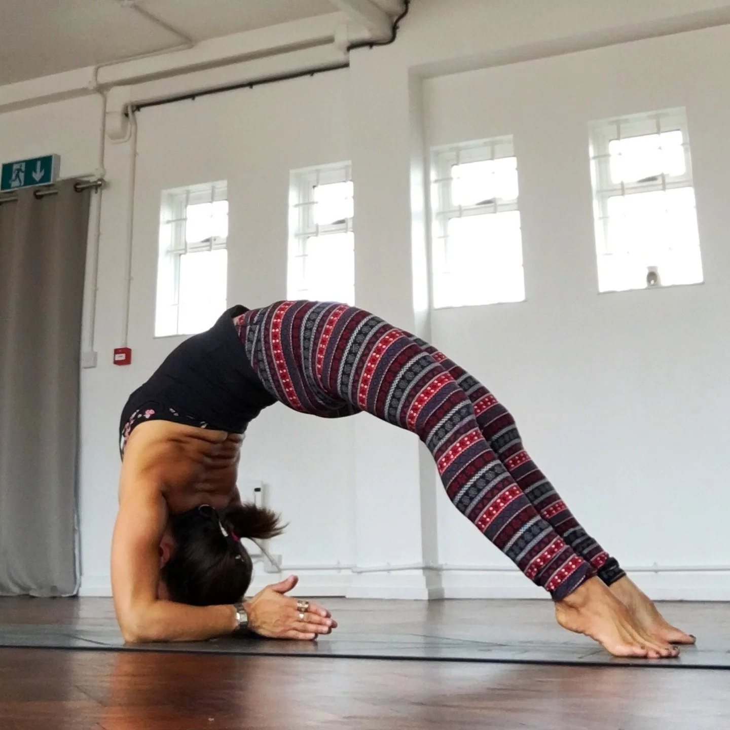 Guru Purnima - a day specifically to honour our teachers 🙏🏽🧡

I searched back for ages and could not find a picture of my yoga teacher who inspired and encouraged me 10 years ago to teach, but my thanks are to you @elinalumiyoga of @lumipoweryoga 