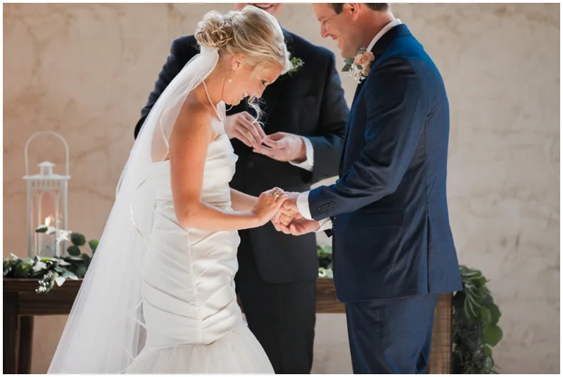 Chandelier Grove Wedding_0031.jpg