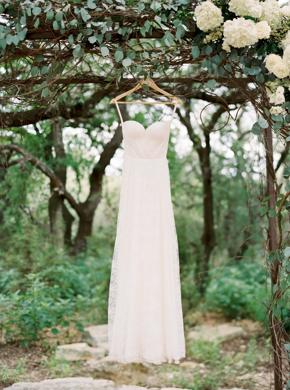 camp-lucy-wedding_0007.jpg