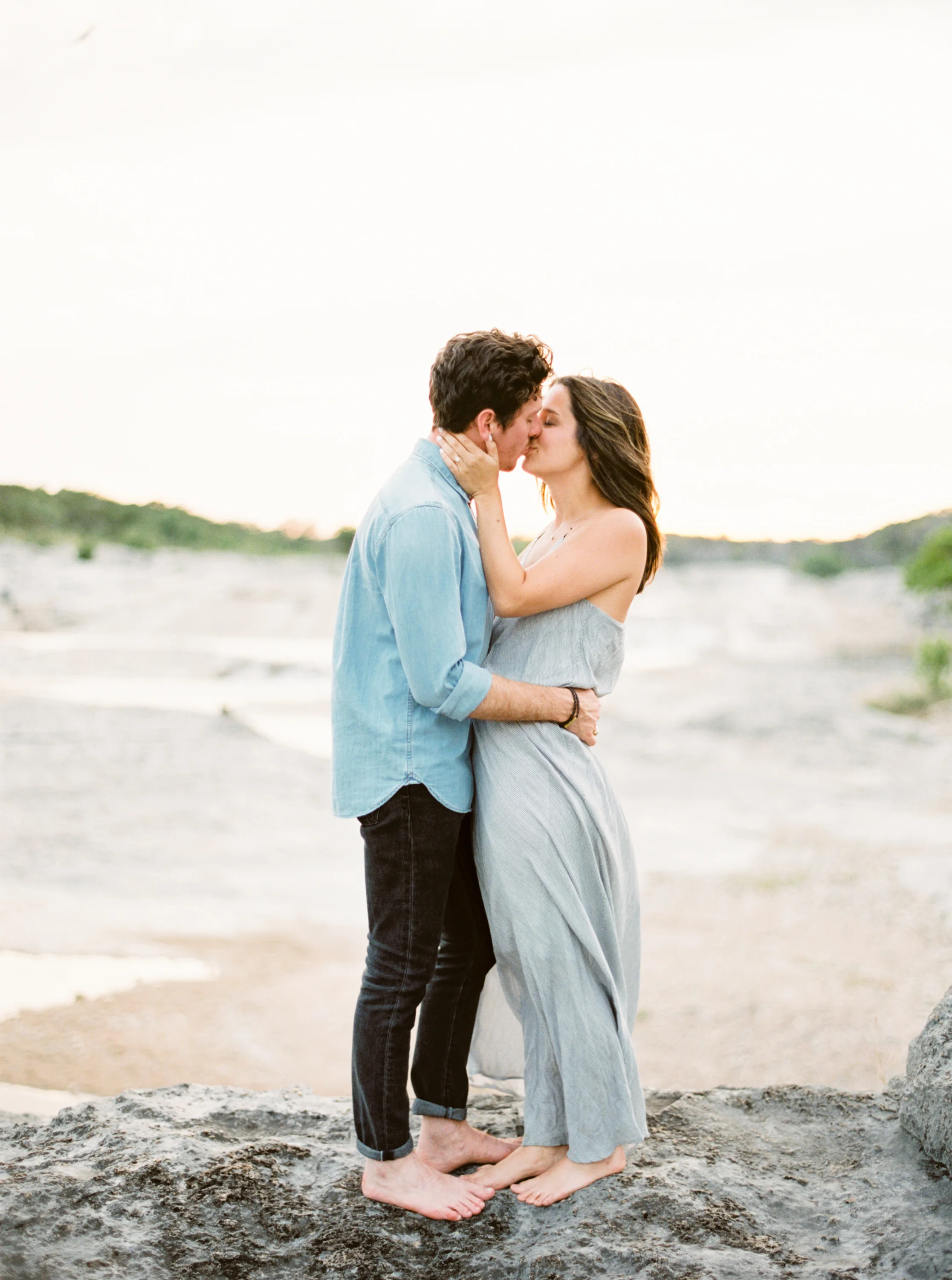 Engagement Session Outfits-22.jpg