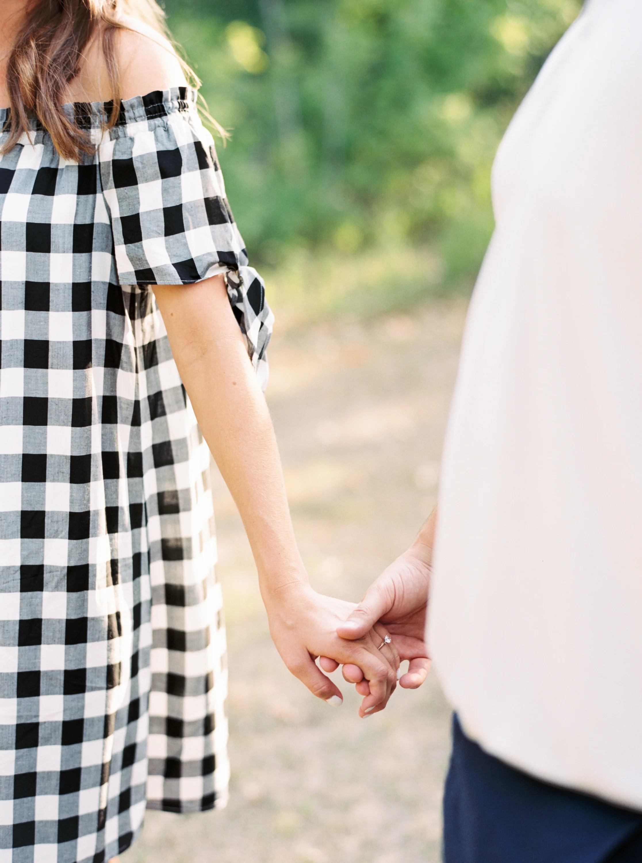Engagement Session Outfits-123.jpg