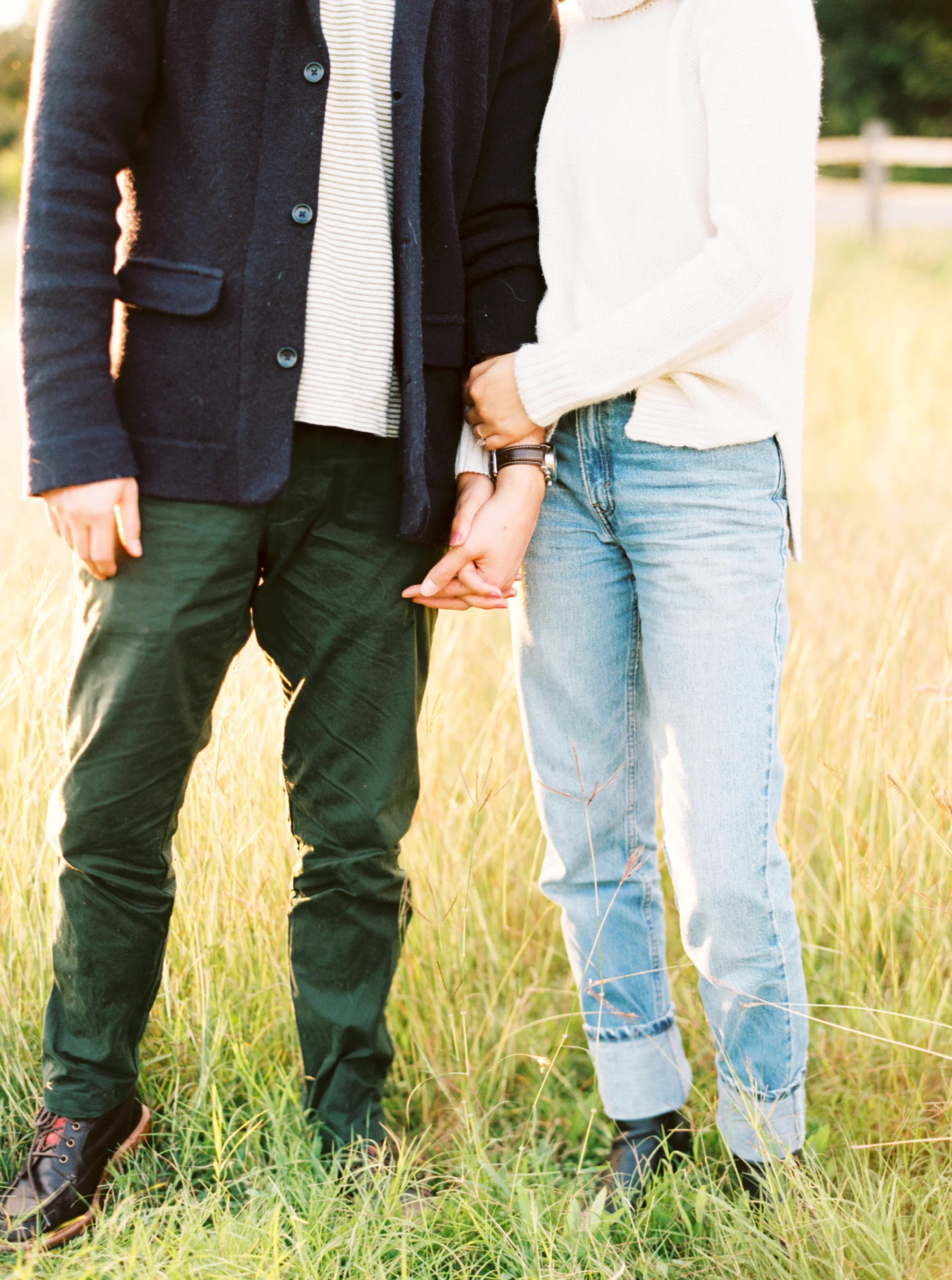 What to Wear for Winter Engagement Photos-7.jpg