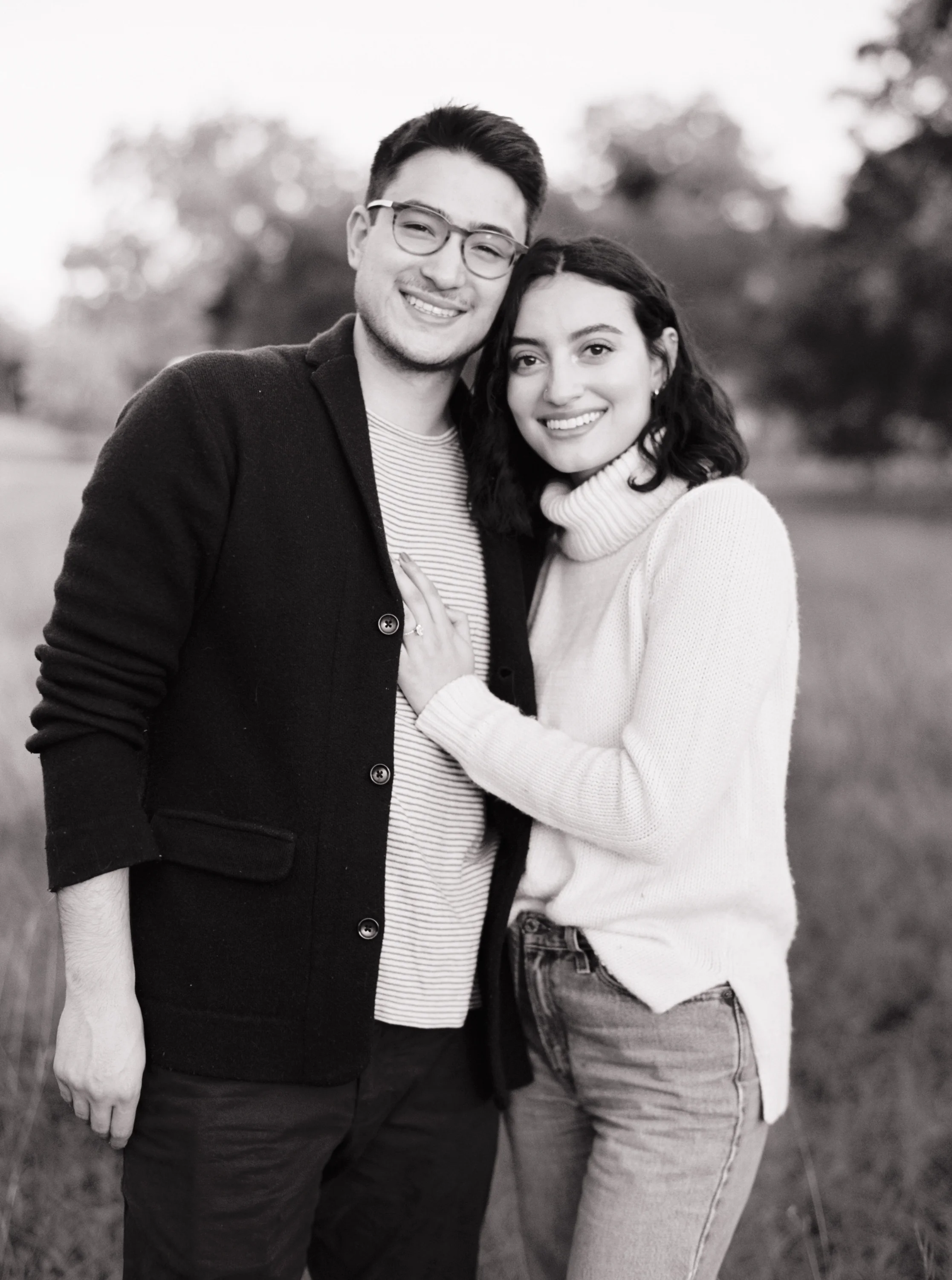 What to Wear for Winter Engagement Photos-10.jpg