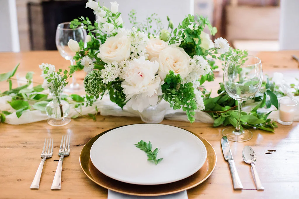 Erin&AshMarried(DinnerDetails)-24.jpg