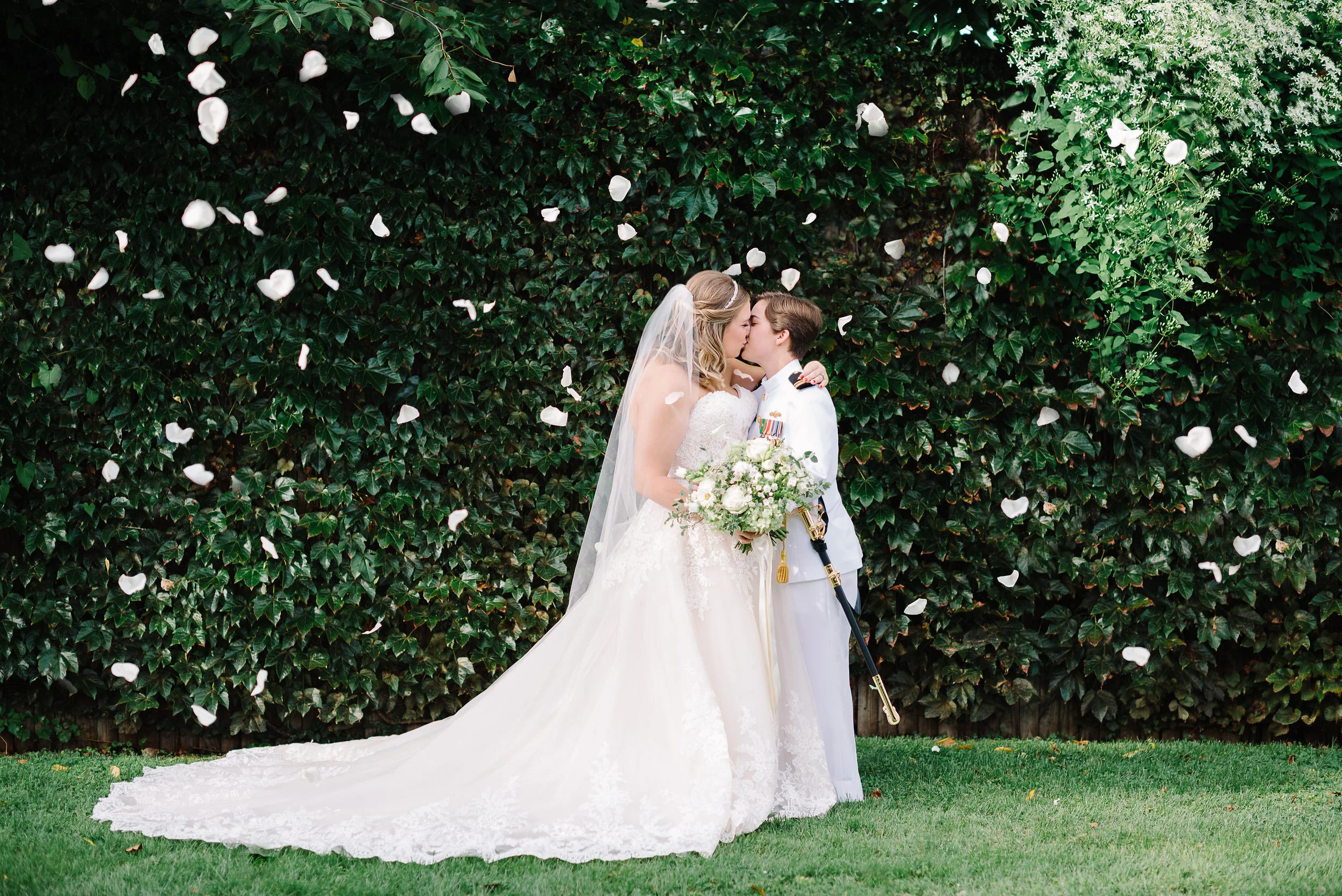 NormanPhotoPaper_SuttonSimila_Wedding-466.jpg