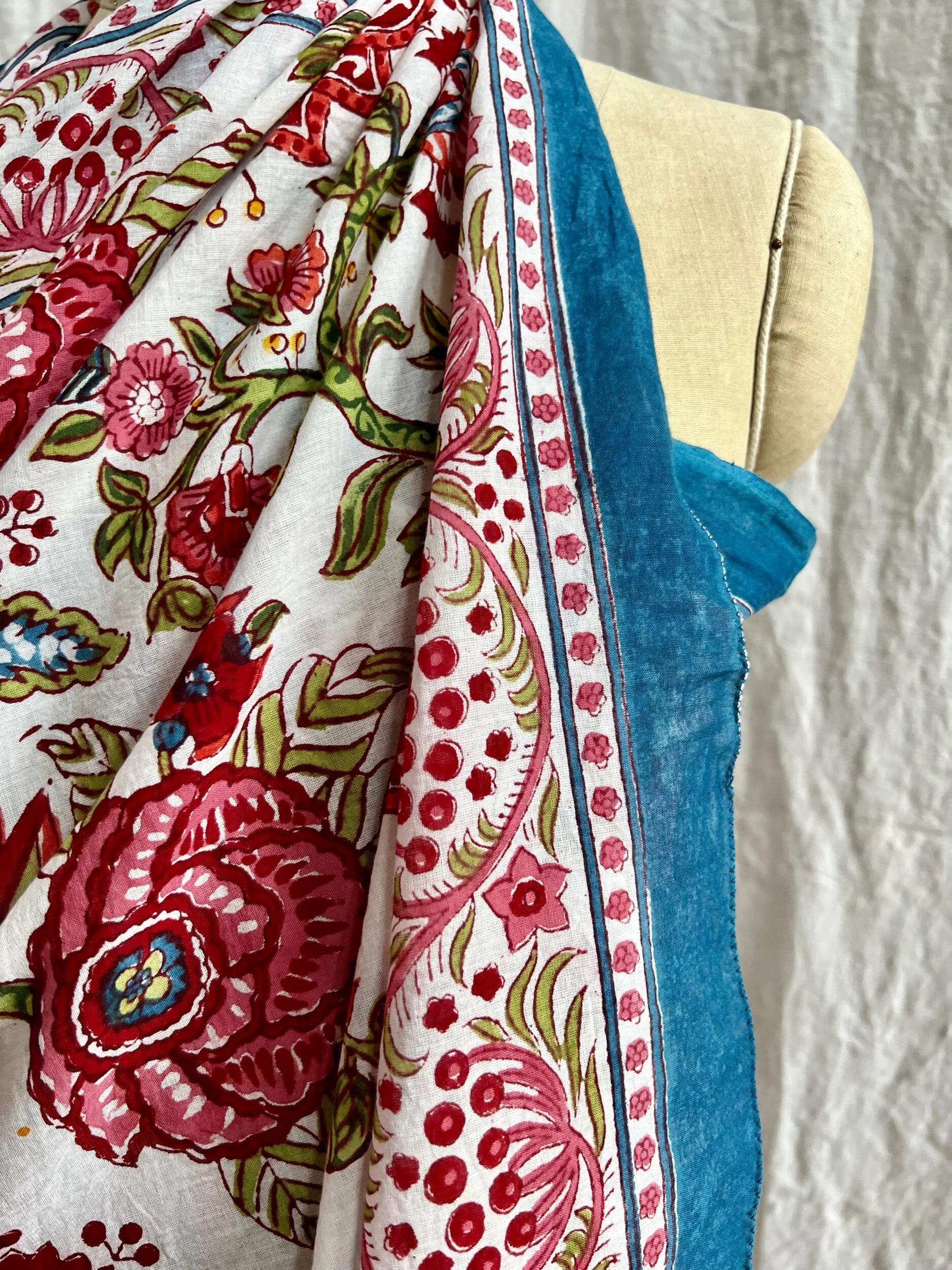 5E0E0C17-86F8-4B3D-A3E7-9DDA1D704736