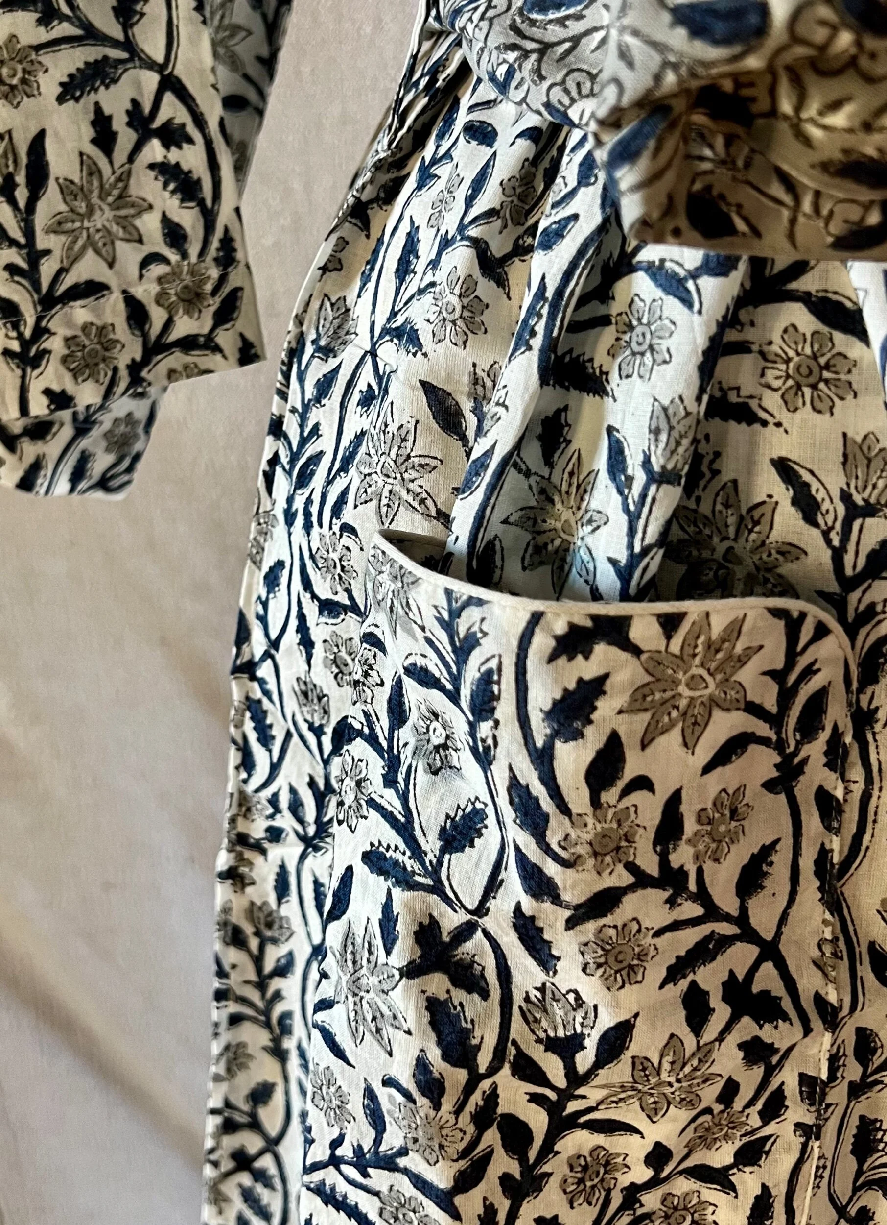 FCD54D94-0892-4EE7-A444-260614224F2C