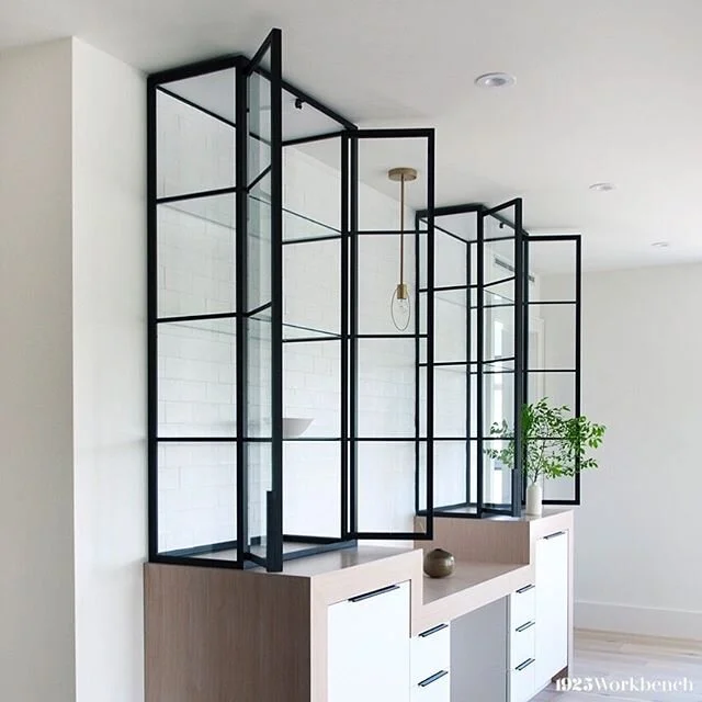 Actually, there are two of these metal glass cabinets for @wellwood_design 🖤💜
.
.
#1925workbench #1925workbenchfurniture #1925workbenchdoors #madeincanada #wellwooddesign
.
.
.
#custom #handcrafted #metalglass #interiordesign #interiors #design #gl