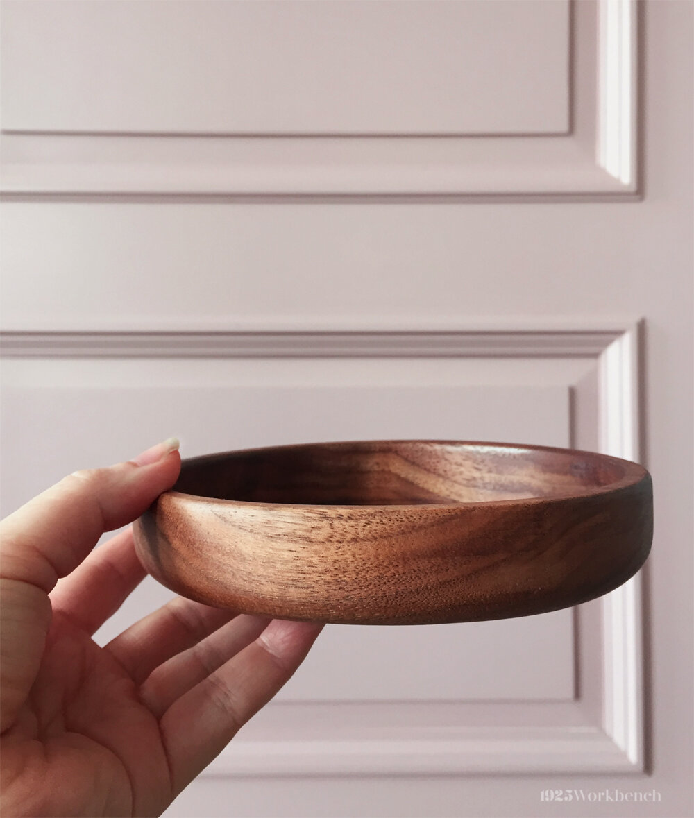 1925WB_ring_tray_walnut_01_wm.jpg