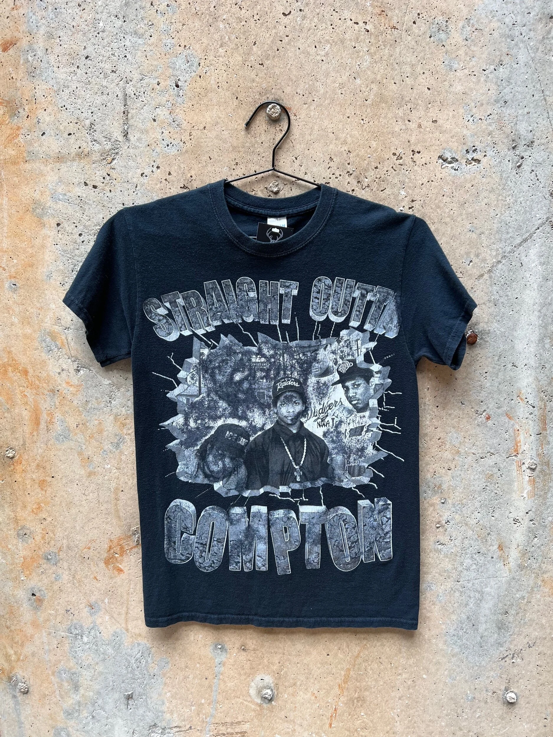 76E829E0-63A2-498A-946A-B8874AEC2B1F