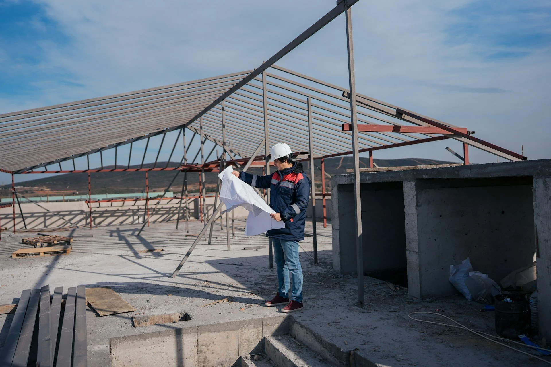 Planning for Commercial Construction Delays and Solutions