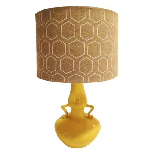 chinese_style_ylw_lamp_and_shade.jpg
