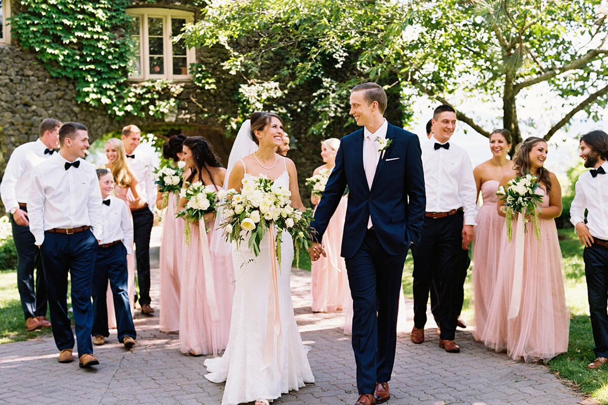 Wedding day smiles, © Anna Peters