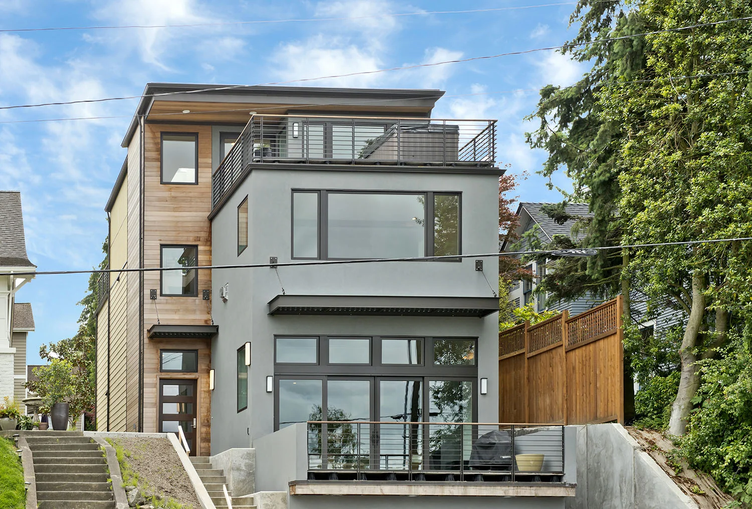 exterior 2.jpg