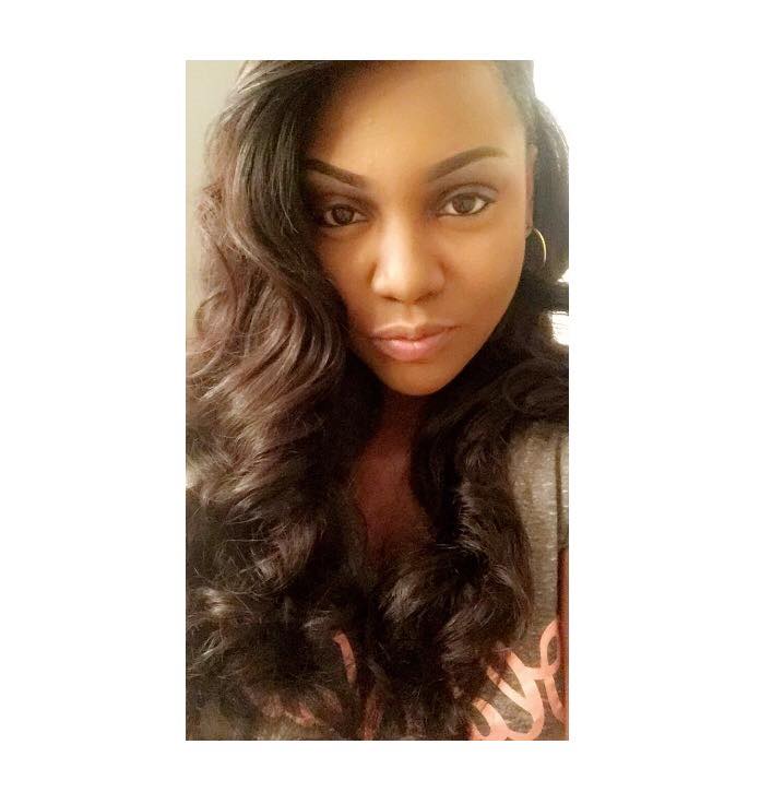 Vashana Buckles Follow on Twitter: @curlznvee