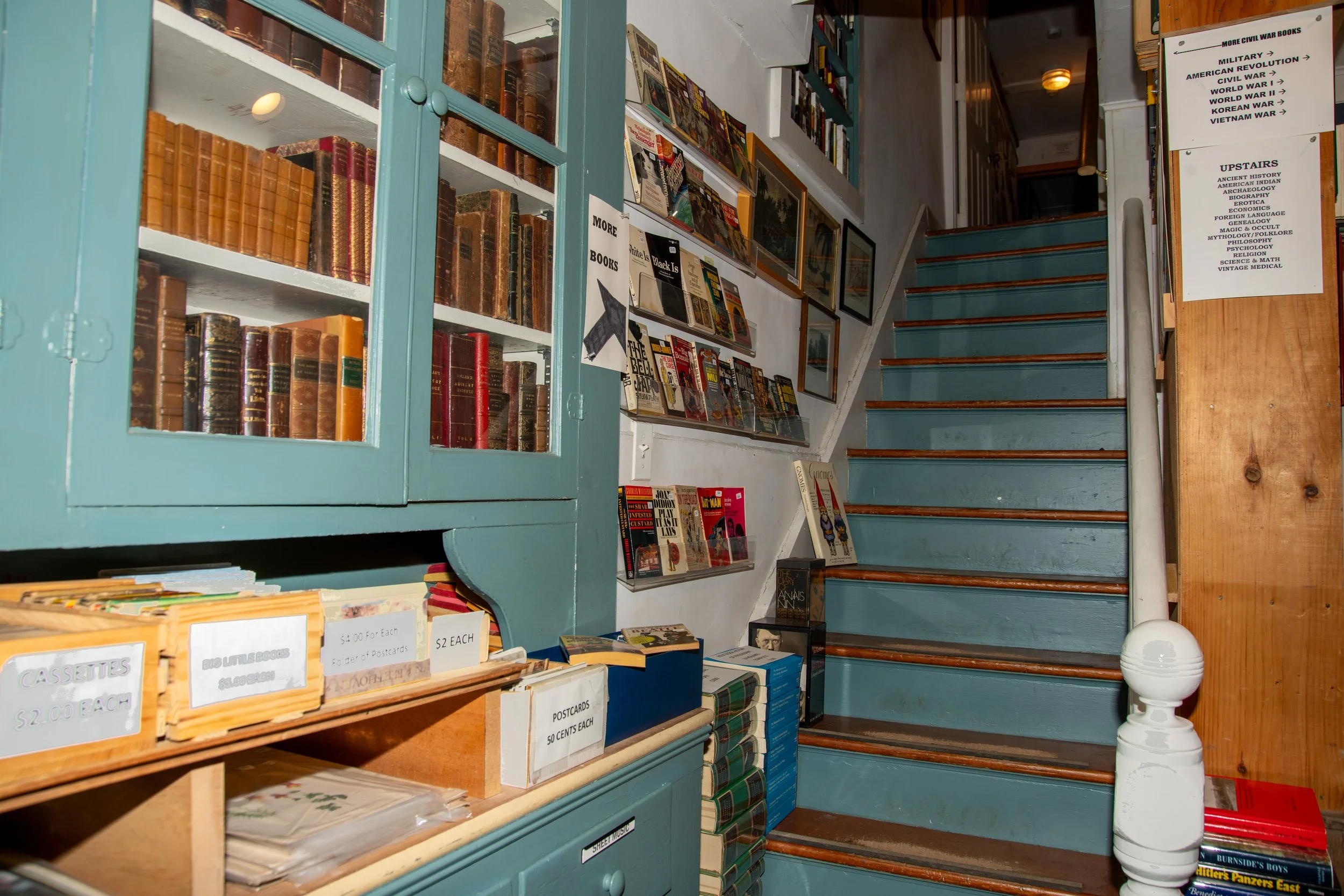 our-bookshop-web-12.jpg