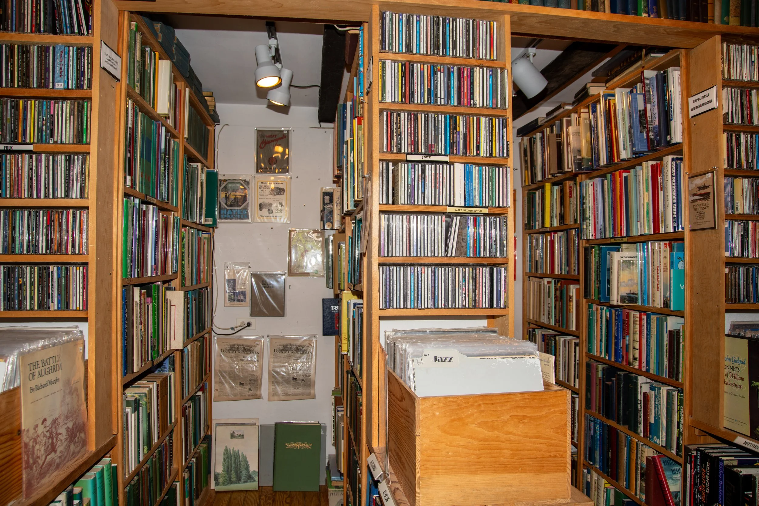 our-bookshop-web-7.jpg