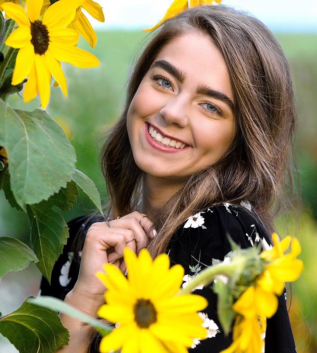 Back to wildflowers I went with this Beauty!!! Brookie how are you a SENIOR?!?!?! Congrats girl and enjoy every minute of your senior year! &lt;3 Brooklyn 2020 East Valley! Shout to Alyssa Walsh for the beautiful makeup 💄 again 💋 .
.
.
.
#pnw #spok
