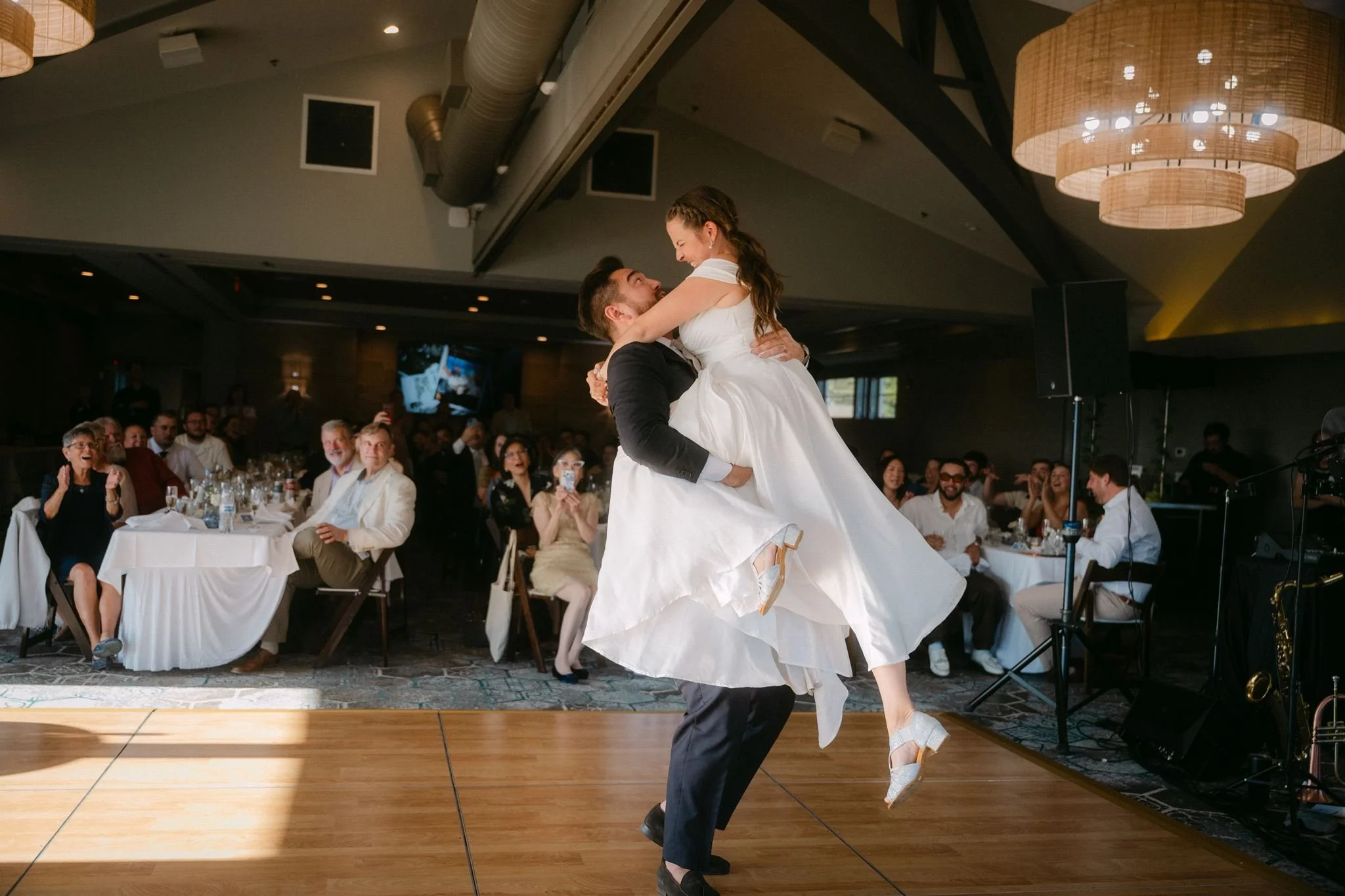 wedding couple first dance at surfsand resort