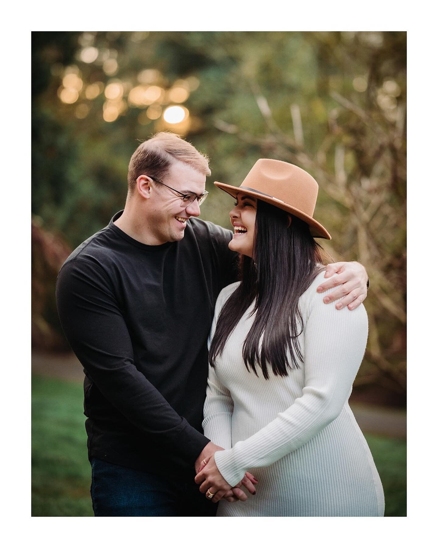 recently engaged? i know you&rsquo;re out there 👀 🥰

winter engagement sessions are still so lovely y&rsquo;all! like with these two. &hearts;️💍

i&rsquo;m close to booked for summer 2024 - so hit me up soooon! spring and fall still have good avai