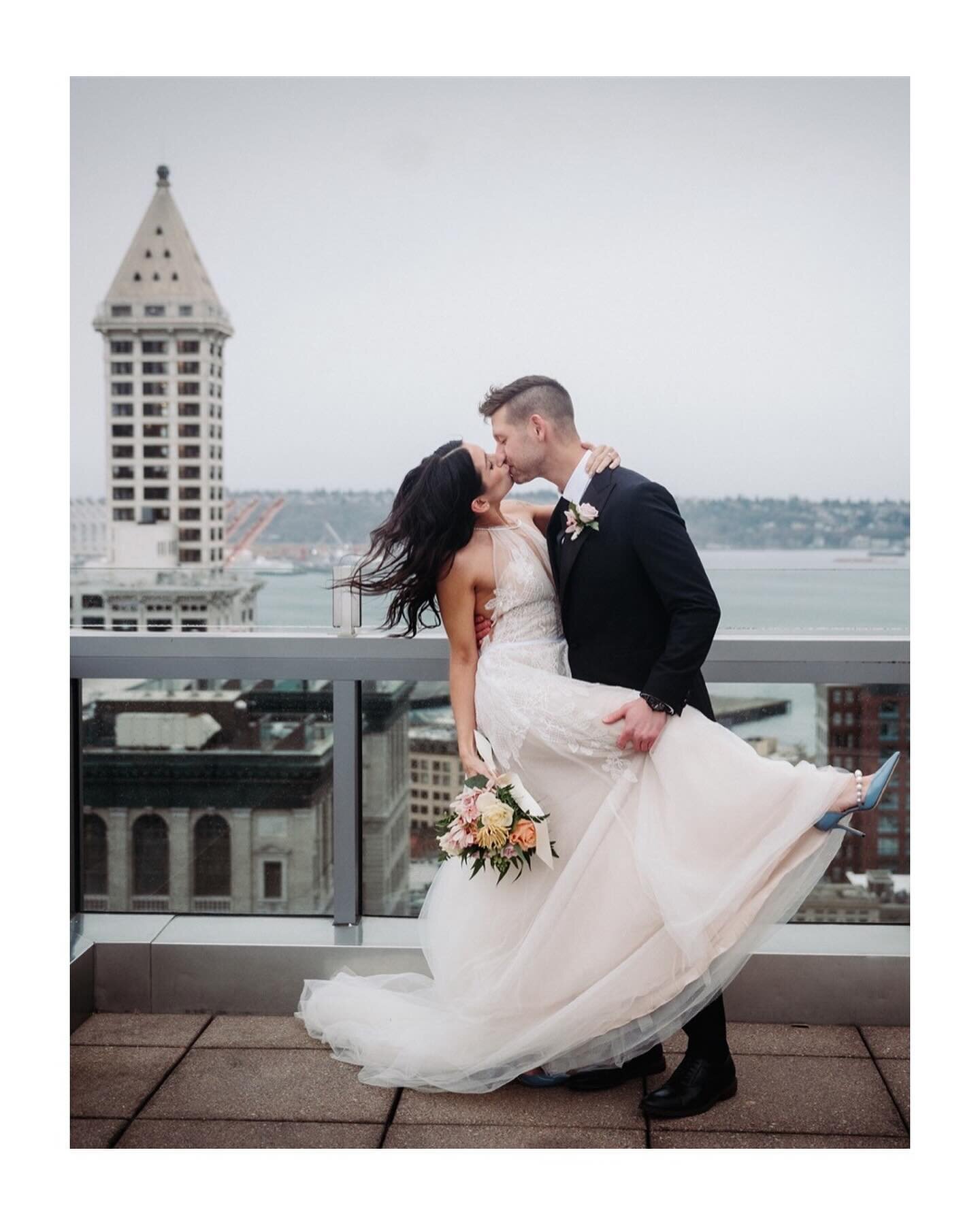 i adore an urban elopement! xo 

the out of town couple stayed at the epic fairmont olympic, where we received permission to shoot a few portraits before leaving for the courthouse. perfect day! 

📣tip for those of you considering elopement over a b