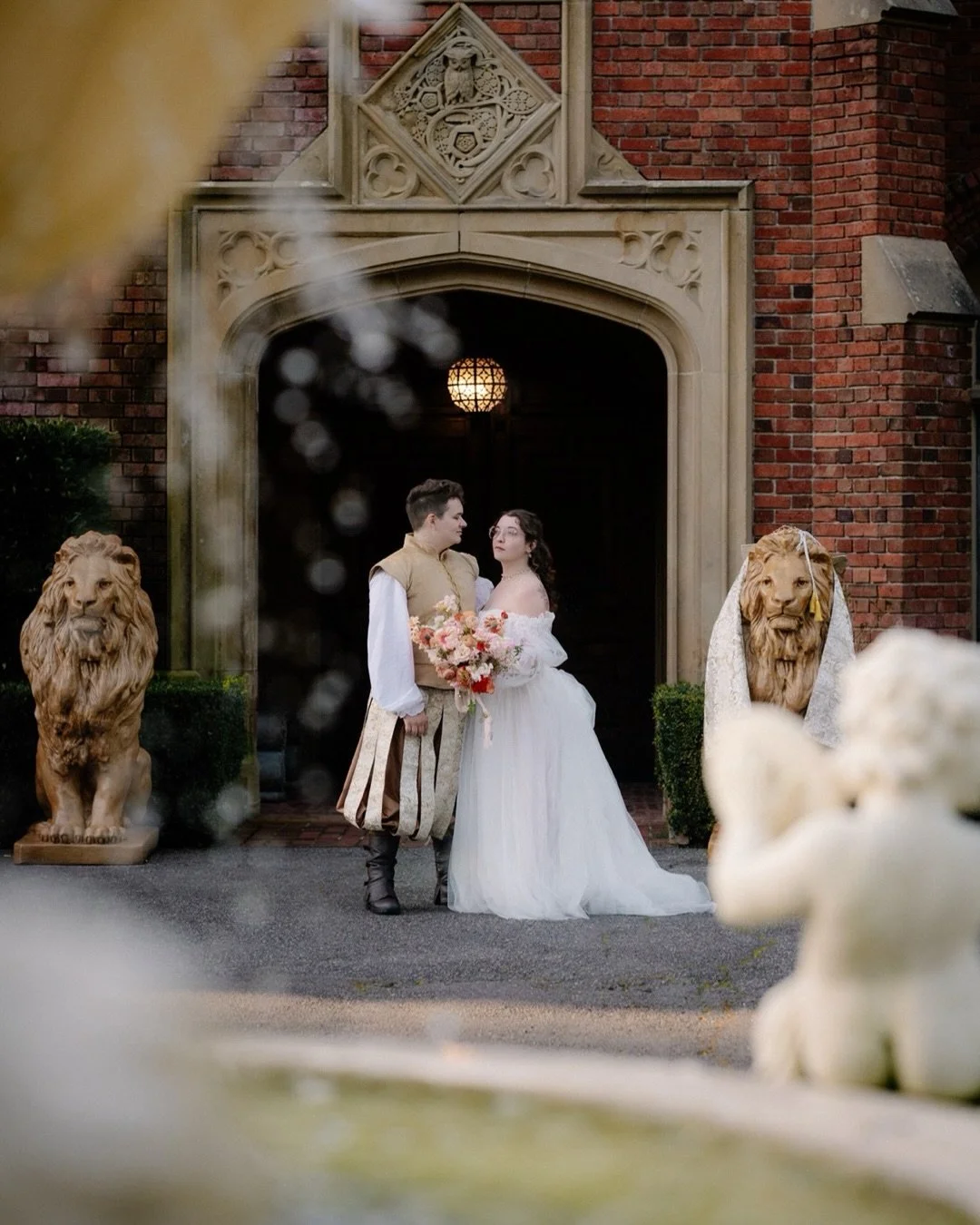 ✨ somewhere between a renaissance fair, a d&amp;d gathering, and the best party you&rsquo;ve ever crashed, there was a micro wedding. at thornewood castle. in full costume. with a magician. because of course there was! 🪄

d&amp;d inspired games on o