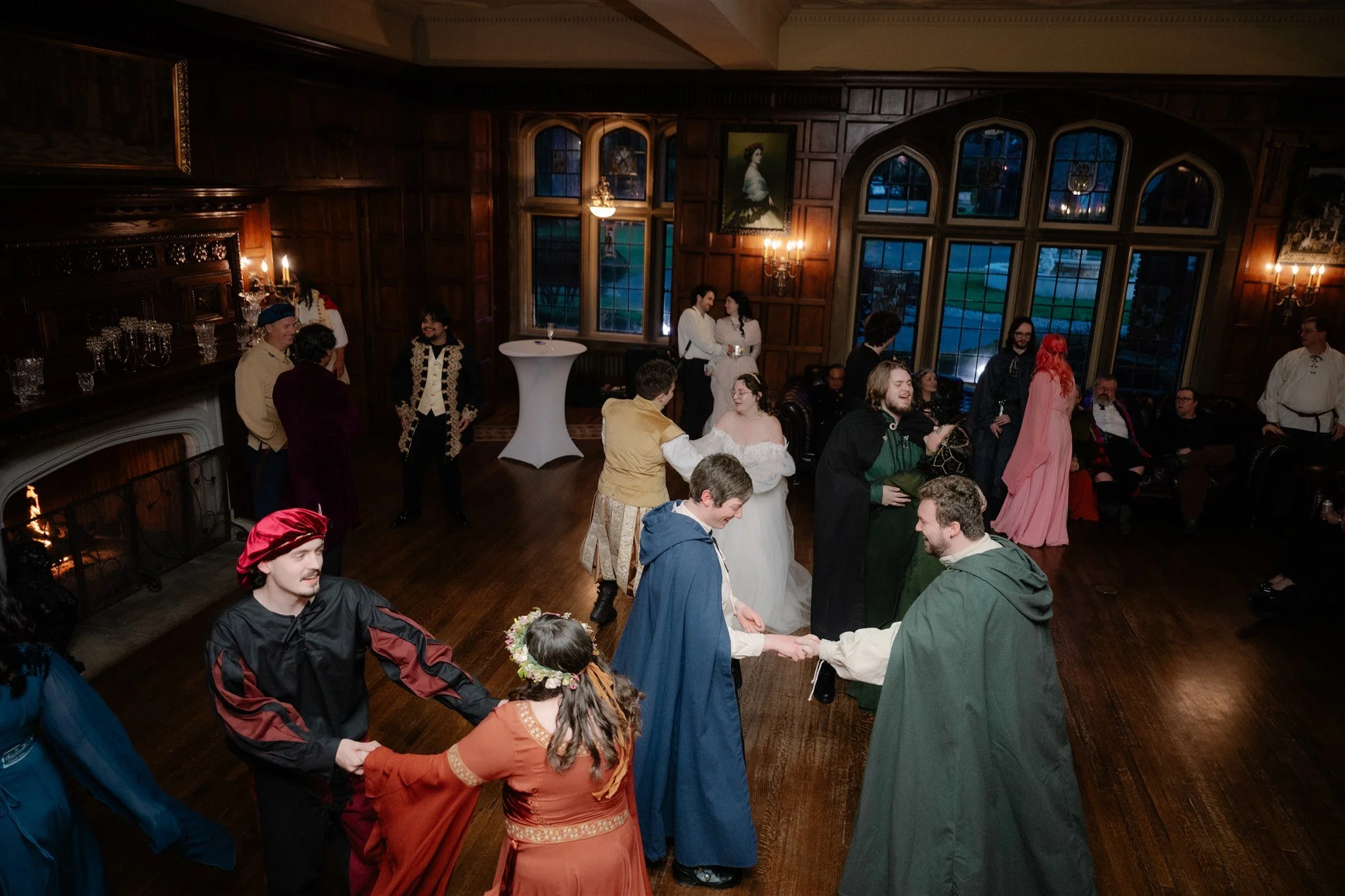 renaissance faire themed wedding reception dancing at thornewood castle
