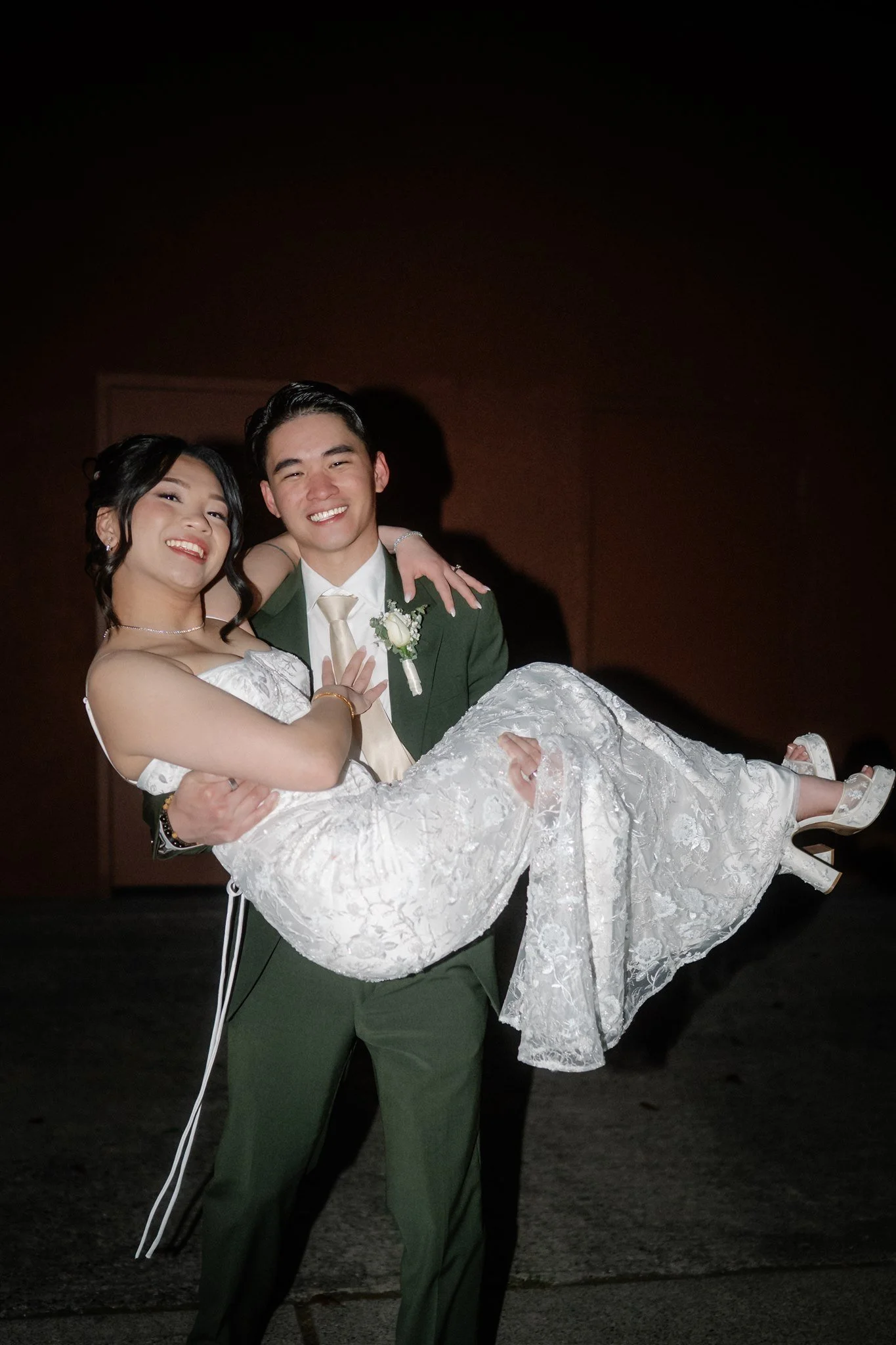 Editorial wedding portraits at The Ruins Seattle