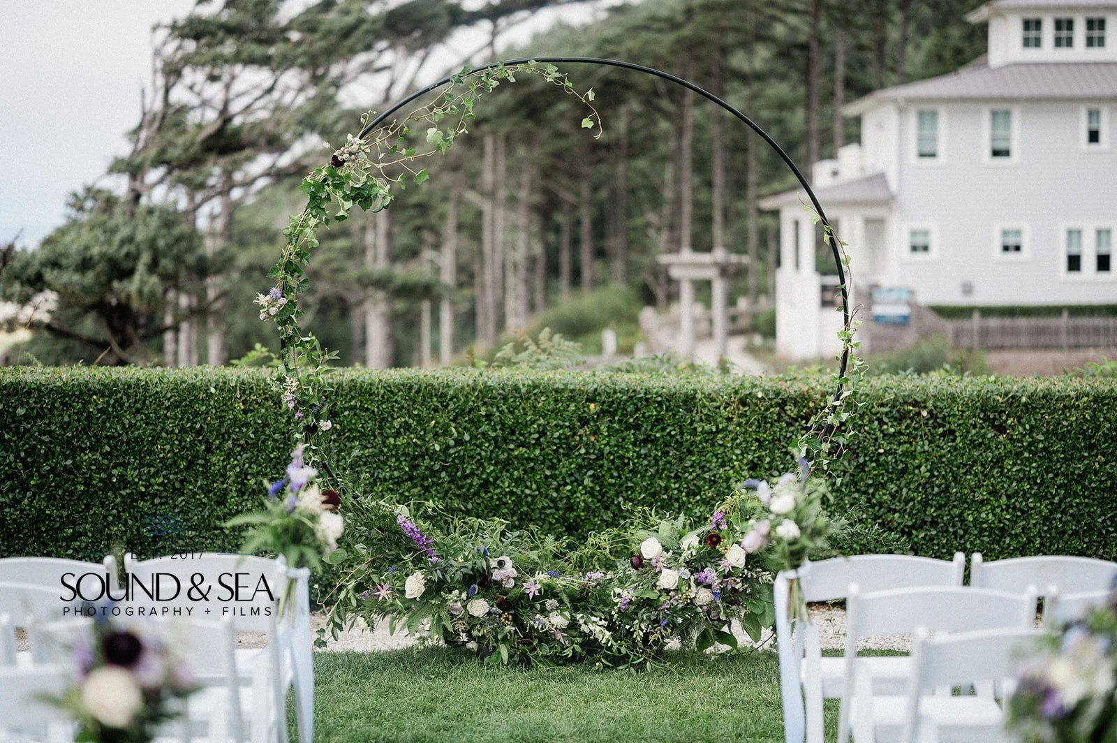 seabrook wa wedding ceremony space on the bluffs