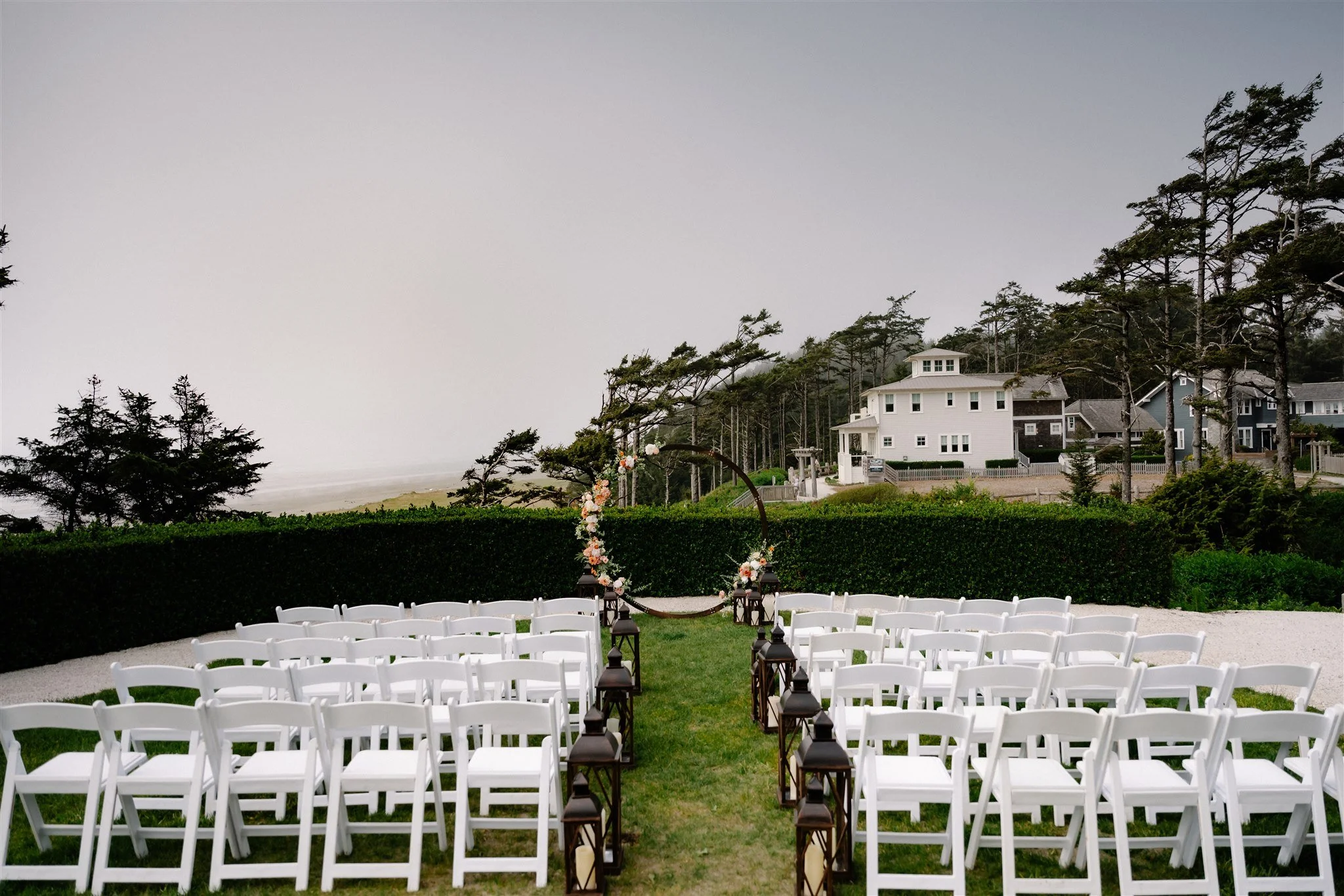 seabrook wa wedding ceremony space on the bluffs