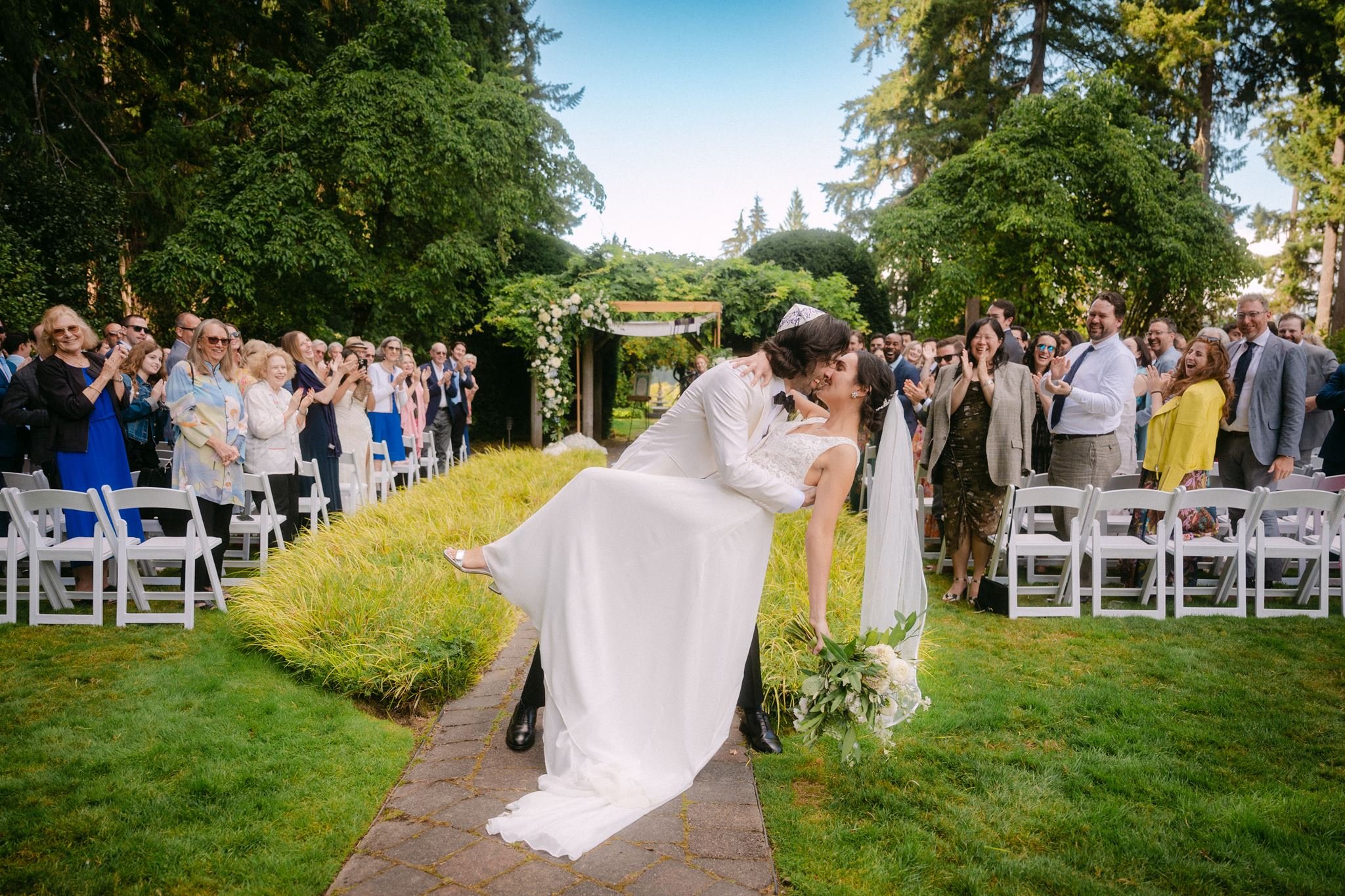 romantic outdoor wedding ceremony in carnation farms, wa