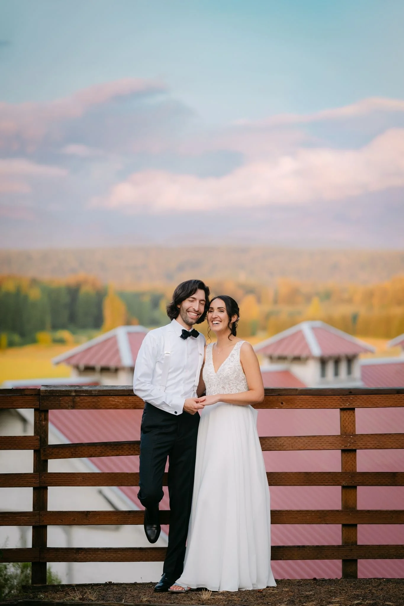bride and groom portaits in washington with mountain views