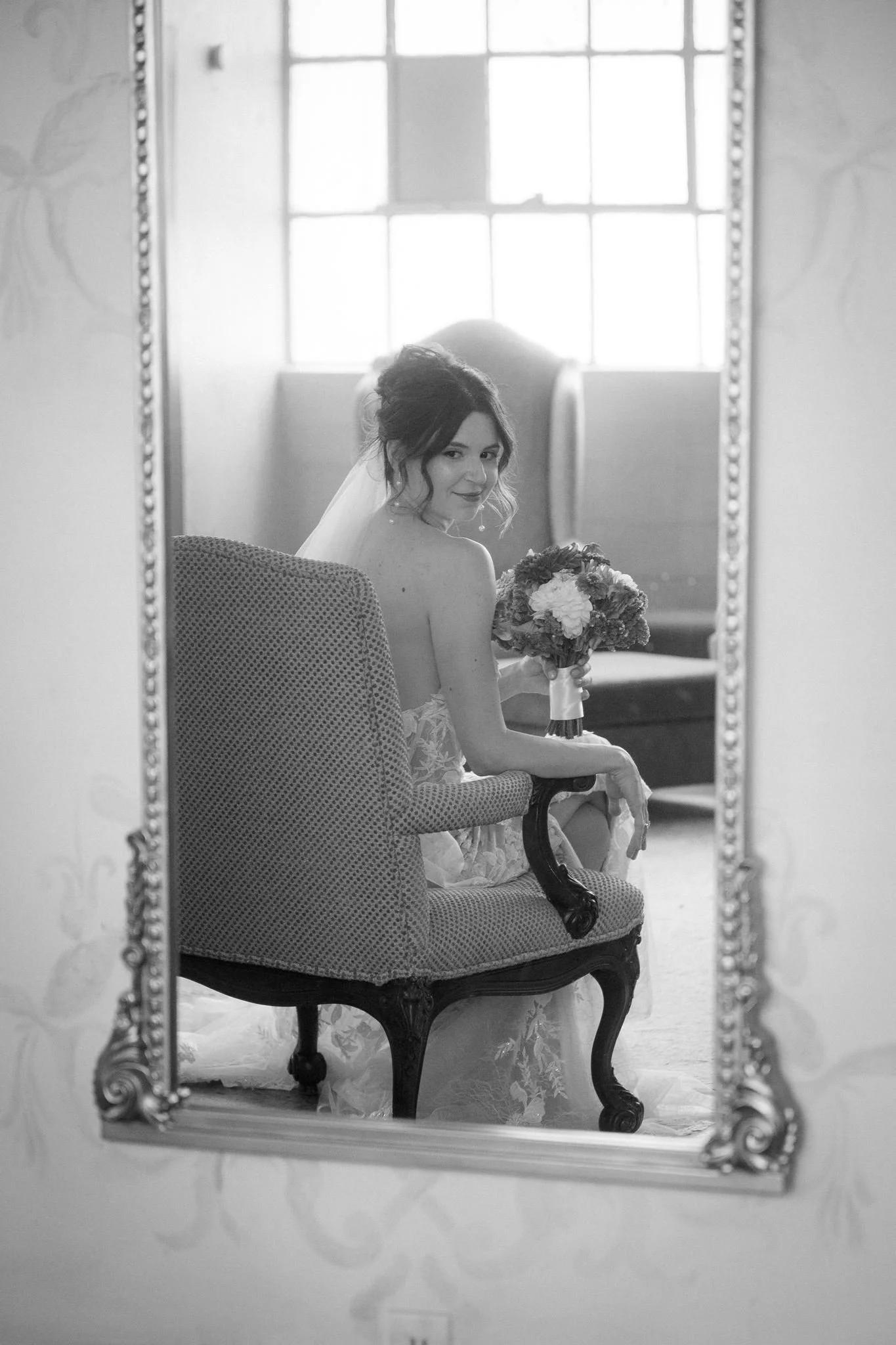 indoor bridal portraits at the ruins, seattle