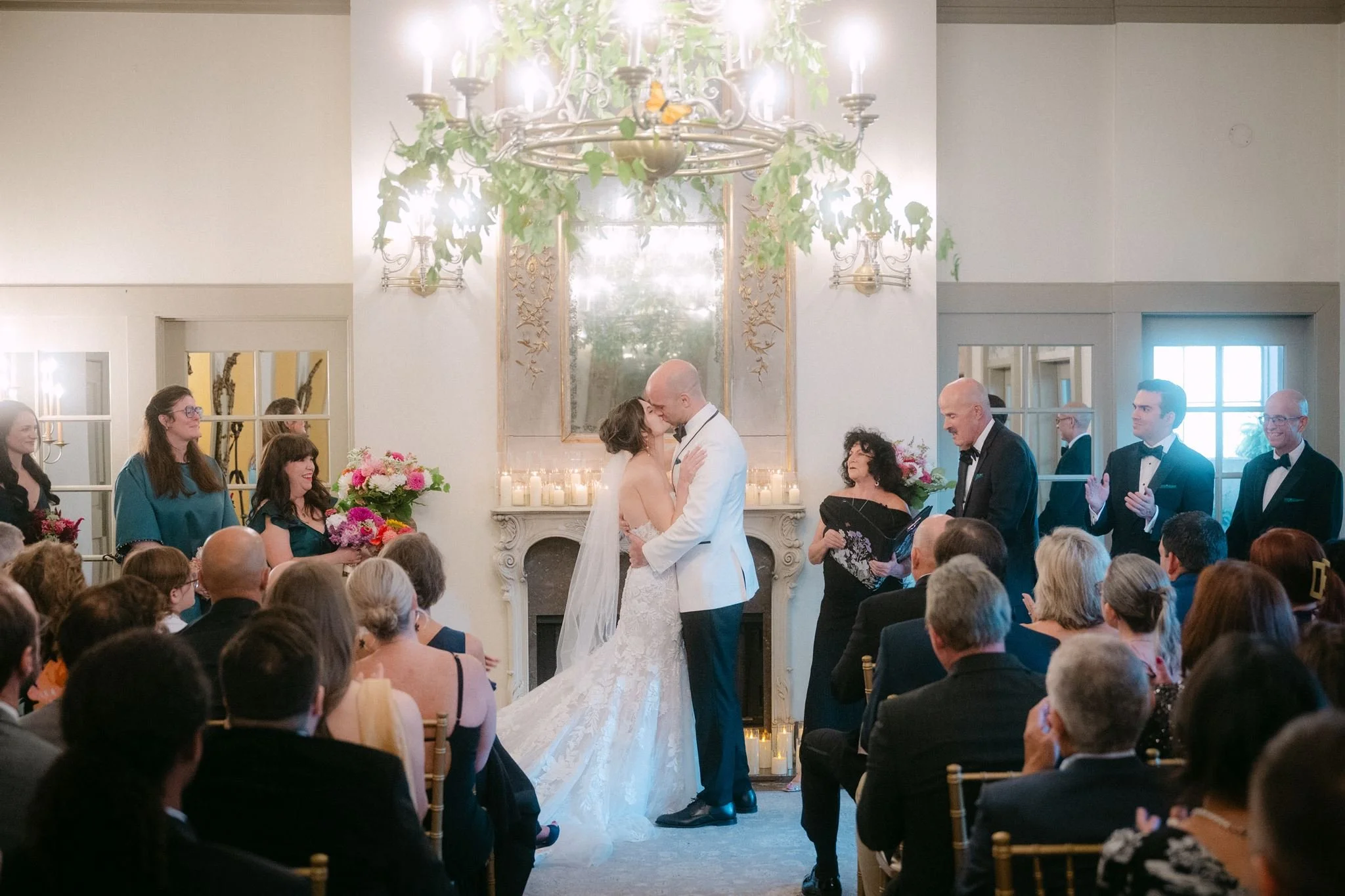 candid wedding ceremony moments at the ruins, seattle