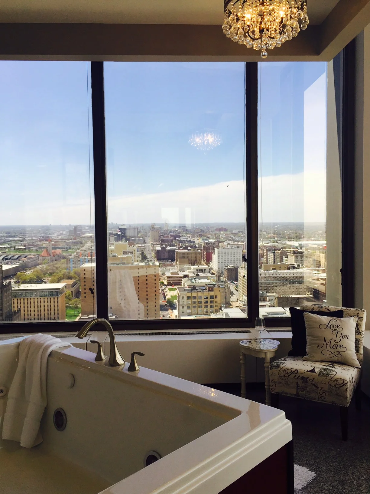 Gallery 720 Downtown St. Louis apartments for rent
