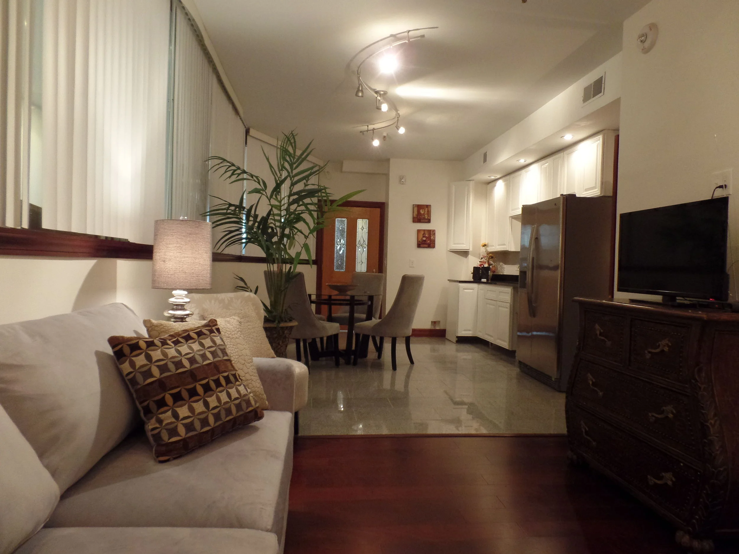 Gallery 3450 Luxury Apartments for Rent in St. Louis