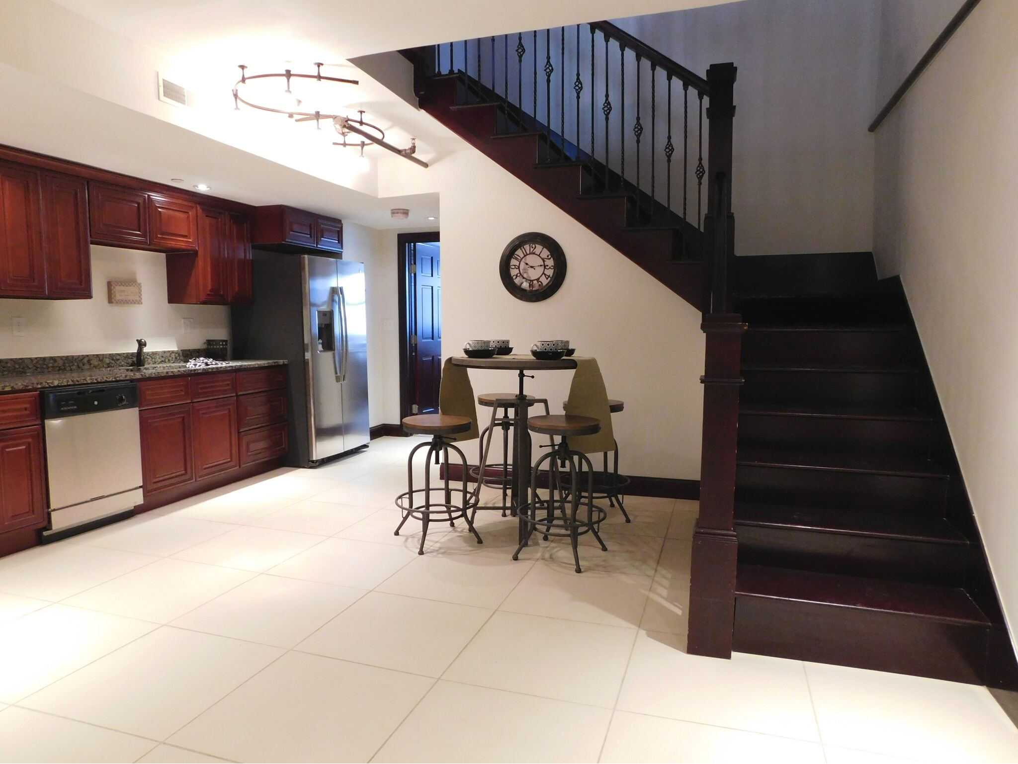 06 Unit - 2 Bed/2 Bath - 1,349 sq. ft. - $1,925/mo