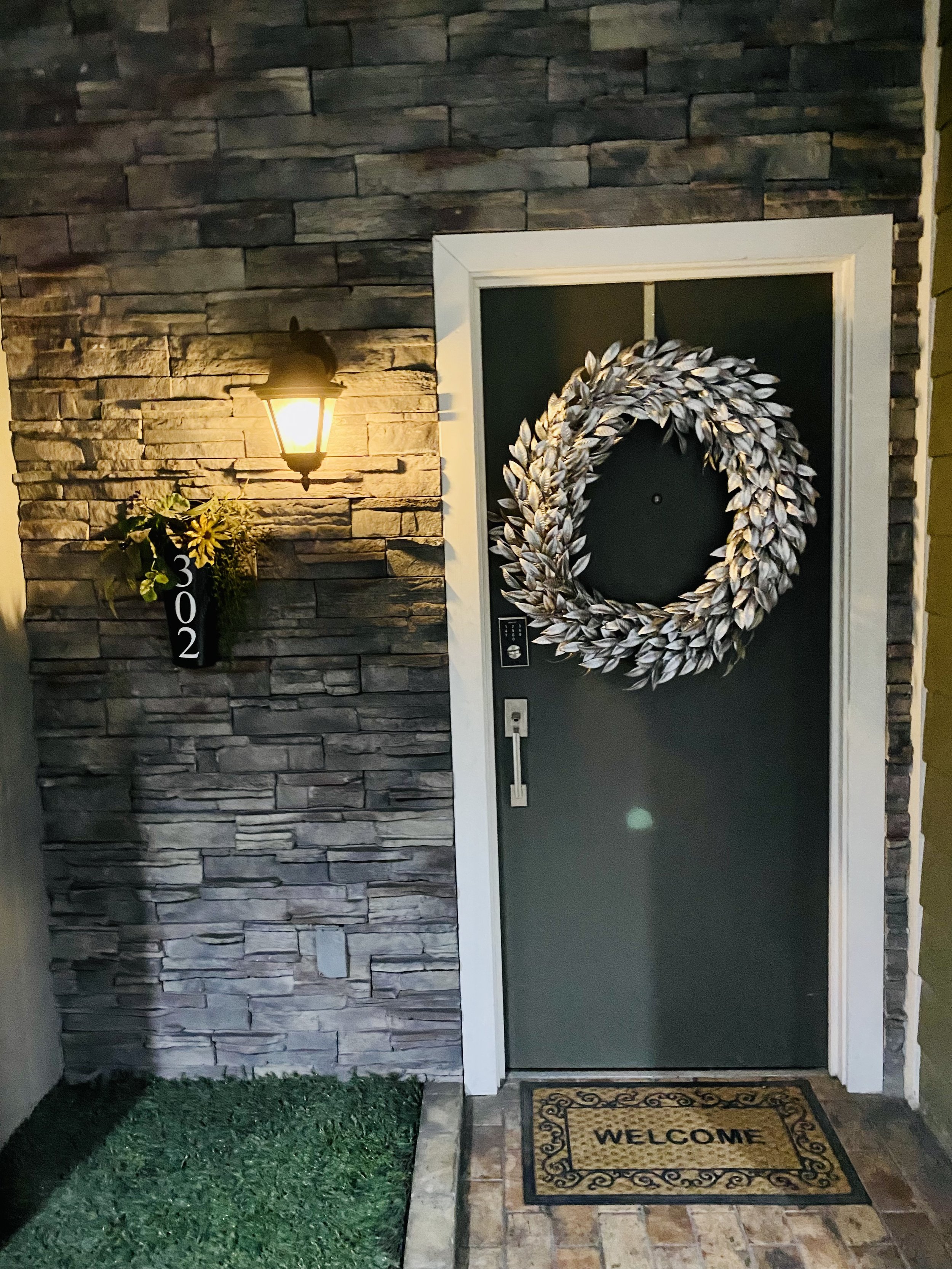 Holiday Door 302