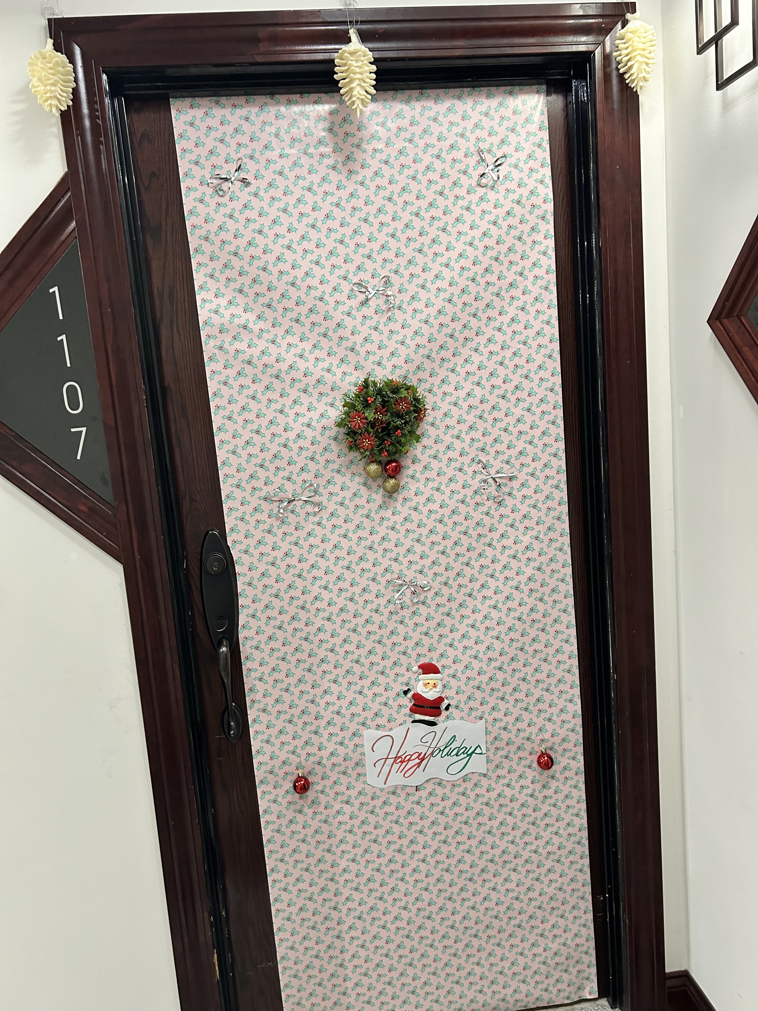 Holiday Door 1107