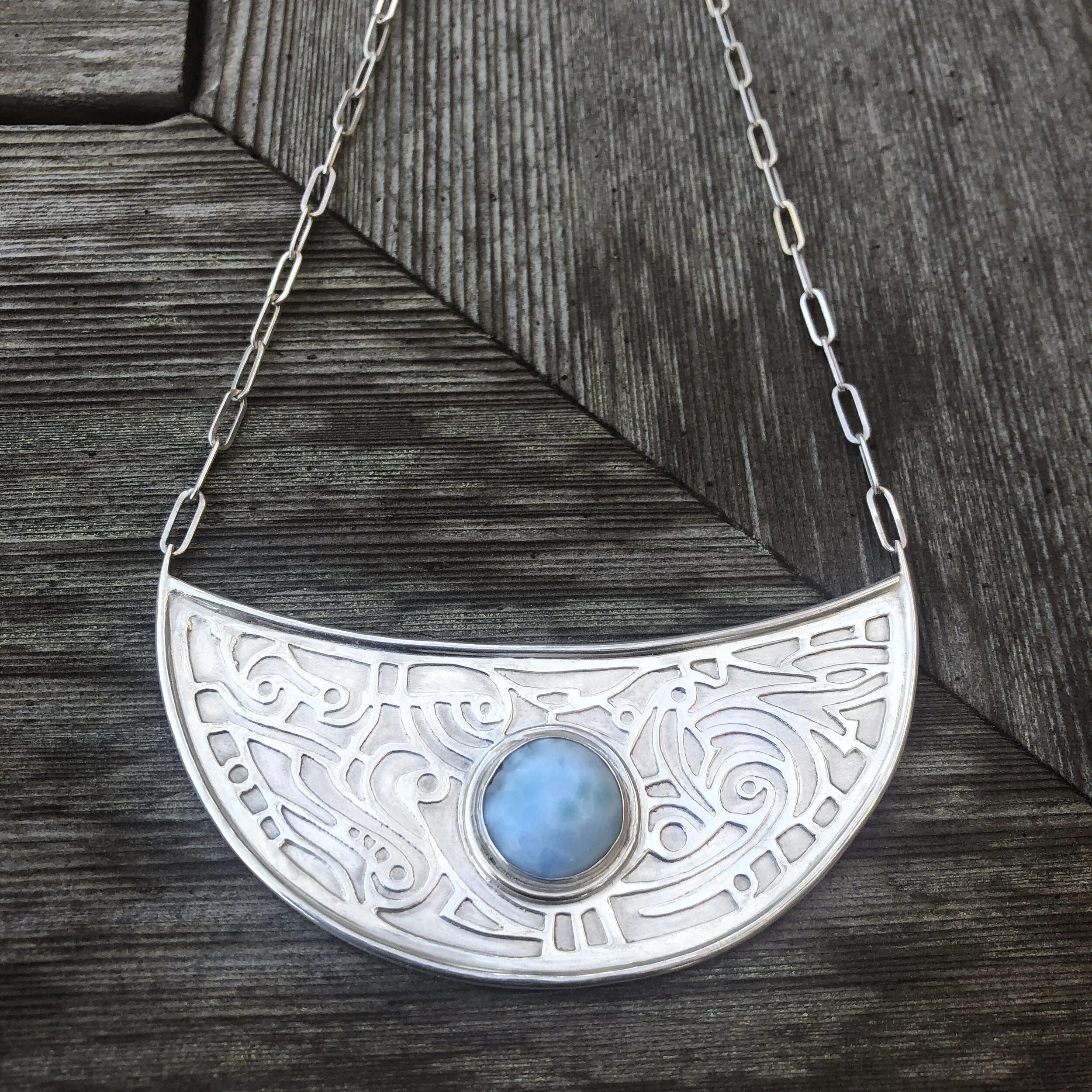 larimar-tidal-necklace.jpg