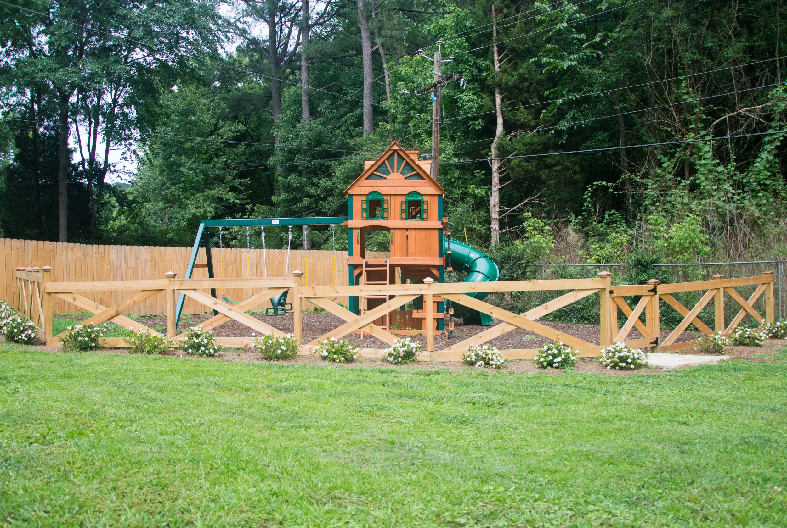 Specialist Landscaping | Birmingham | Mountain Brook, AL Landscaping, lawn care, maintenance, yard, architecture, exterior, southern, traditional, design, elegant, beauty, value, homeowner, home, house, outdoor living.