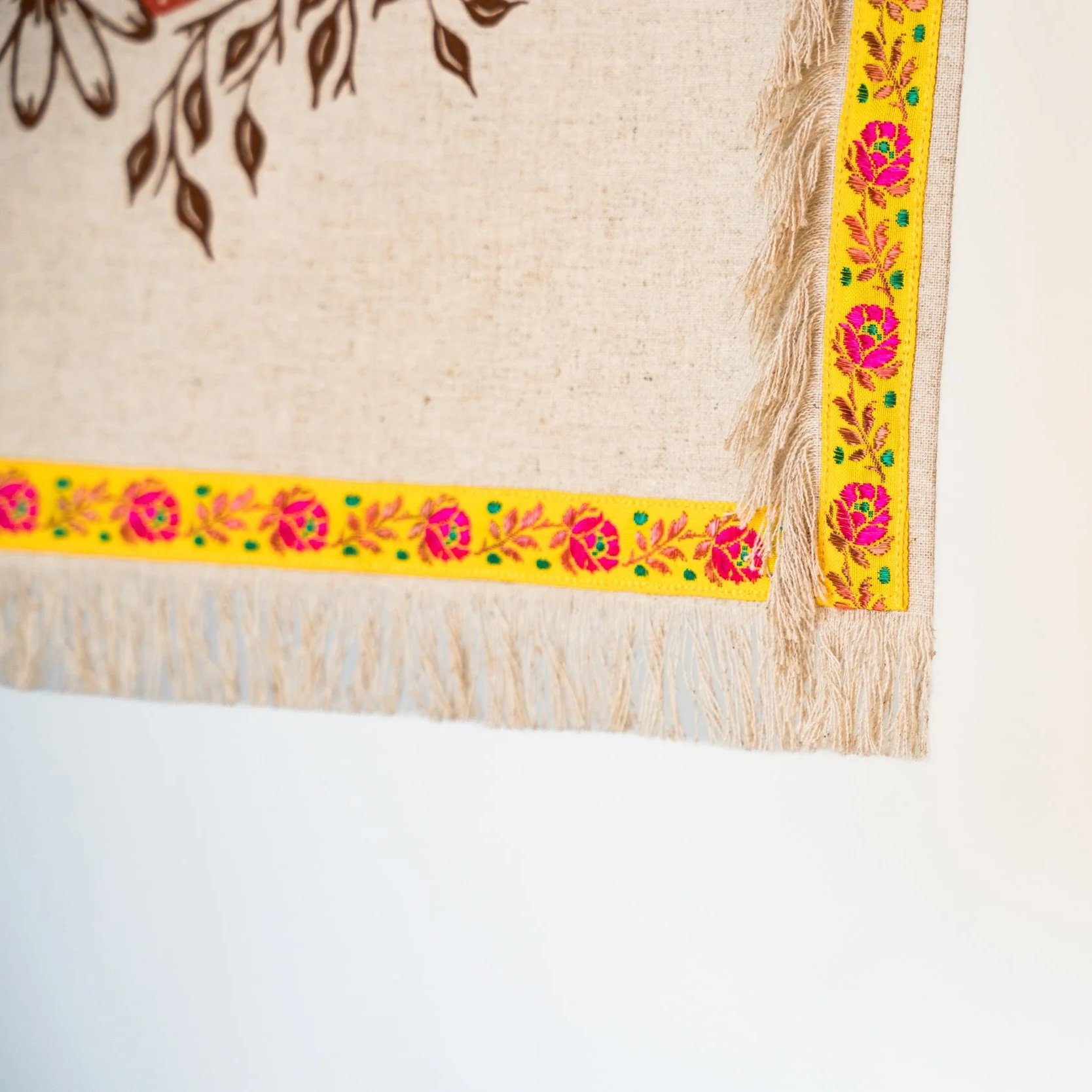 Yonitown+-+Yoni+Altar+-+yellow+trim+3.jpg