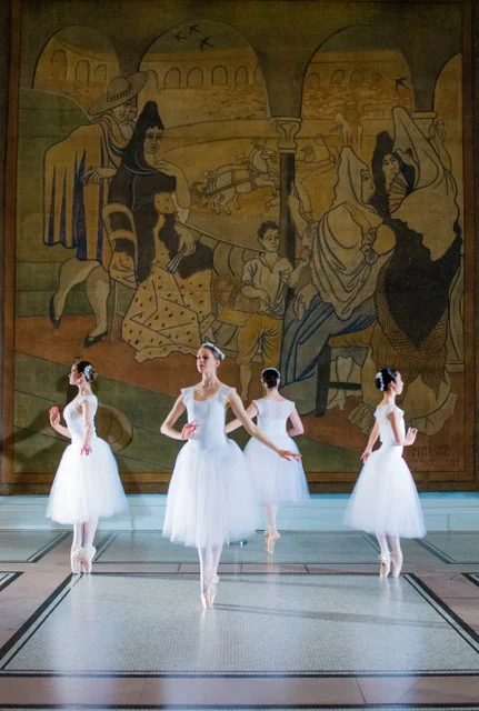 Chevalier Ballet, Classical Repertoire