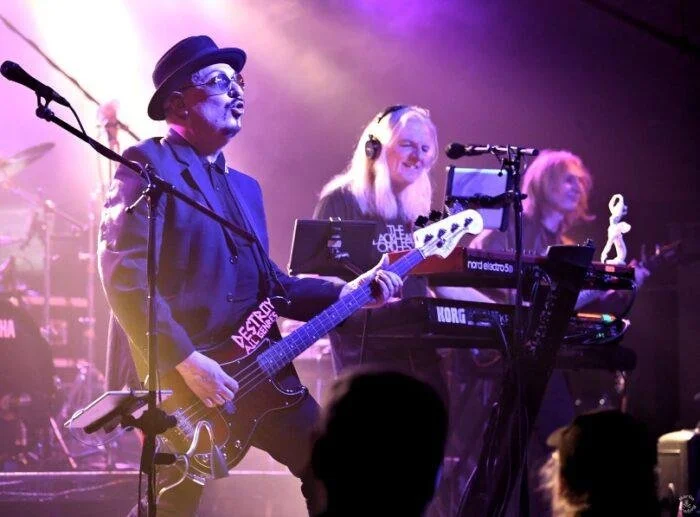 Prog Night with: Lifesigns, wsg Mike Keneally Trio with Gregg Bendian and Teddy Kumpel