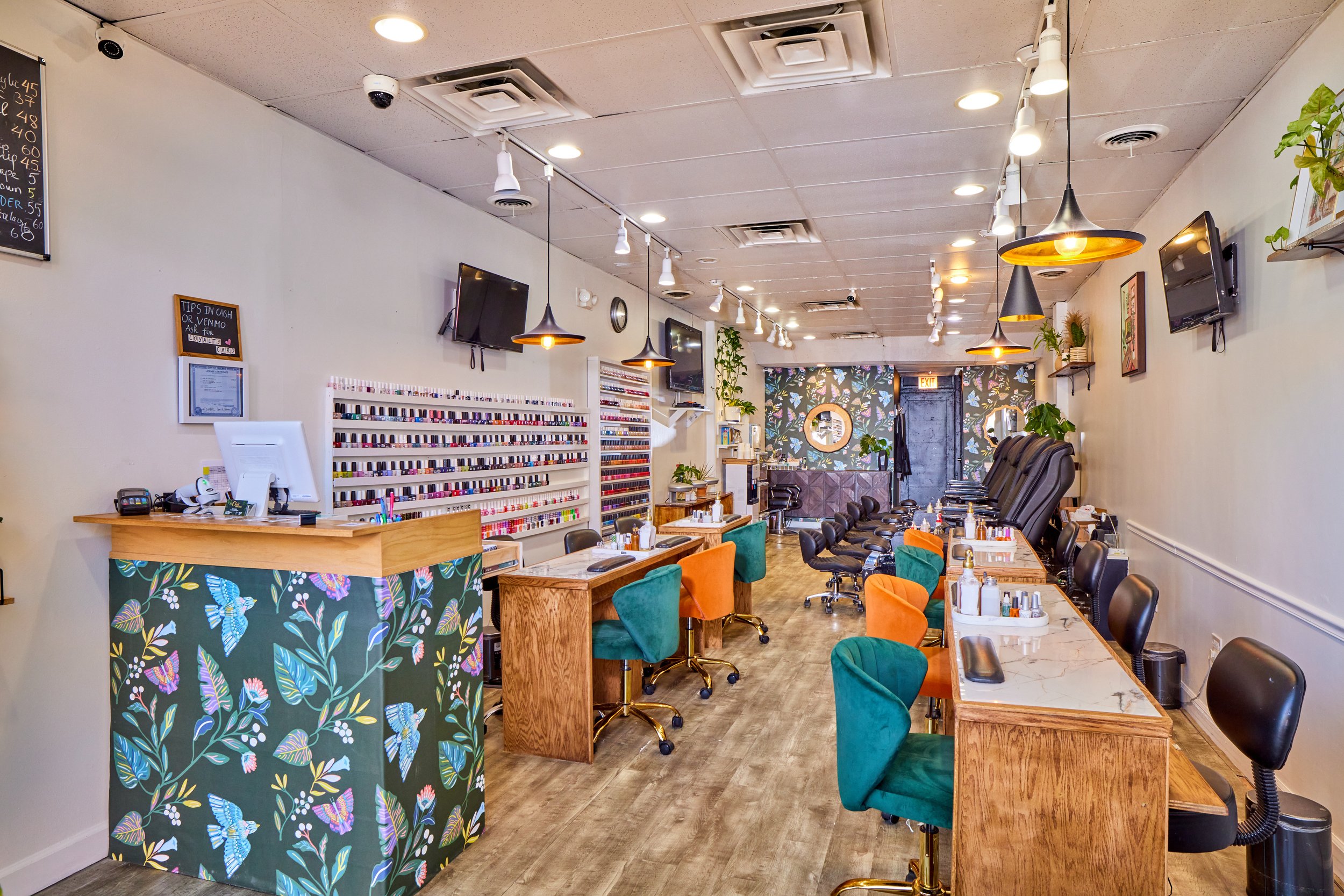Perfect 10 (Nail Salon) - Opening Times, Contacts - Nail salon in London