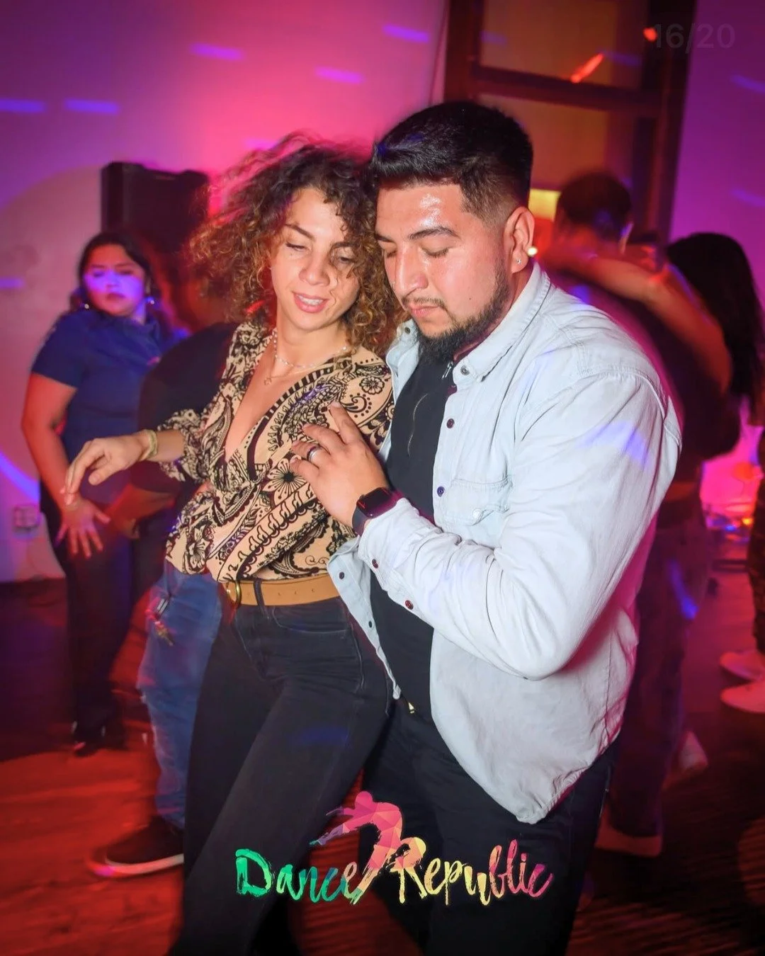 Philly knows where to be EVERY Thursday&hellip;Bachata Night at Natty Macs - dance with us! 💃🔥

- Bachata Lesson w/Kevin &amp; Brisa 10pm 
- Bachata Social 11pm-2am
- Hosts @dancerepublicphilly 
- Sounds @chef_carlos_jl &amp; @djkevinngo 
- $10 Cov