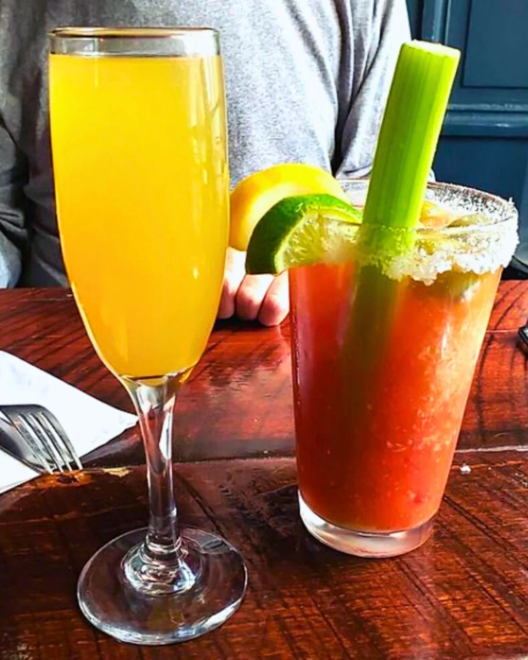 Moms deserves the WORLD, let's start with brunch... 🌸🥂 

Get her to Natty Macs ASAP! Cocktails flowin', food is fire, and the only thing she has to do today is show up &amp; be celebrated...Served till 3:30pm 👏💕 Happy Mother's Day to the real MVP